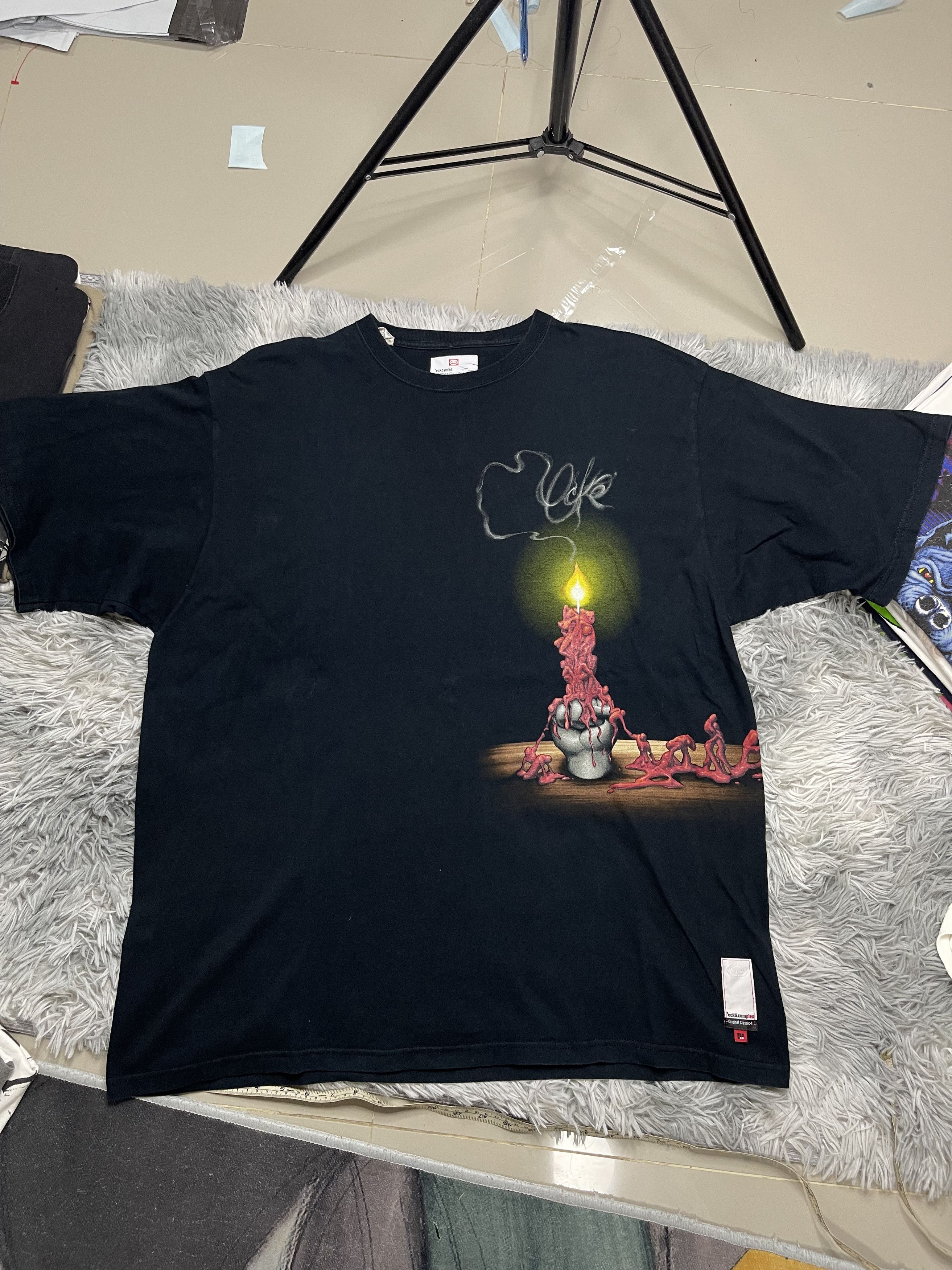 Ecko Unltd. Rare Ecko Art Candle Y2K T Shirt Size US XXL / EU 58 / 5 - 2 Thumbnail