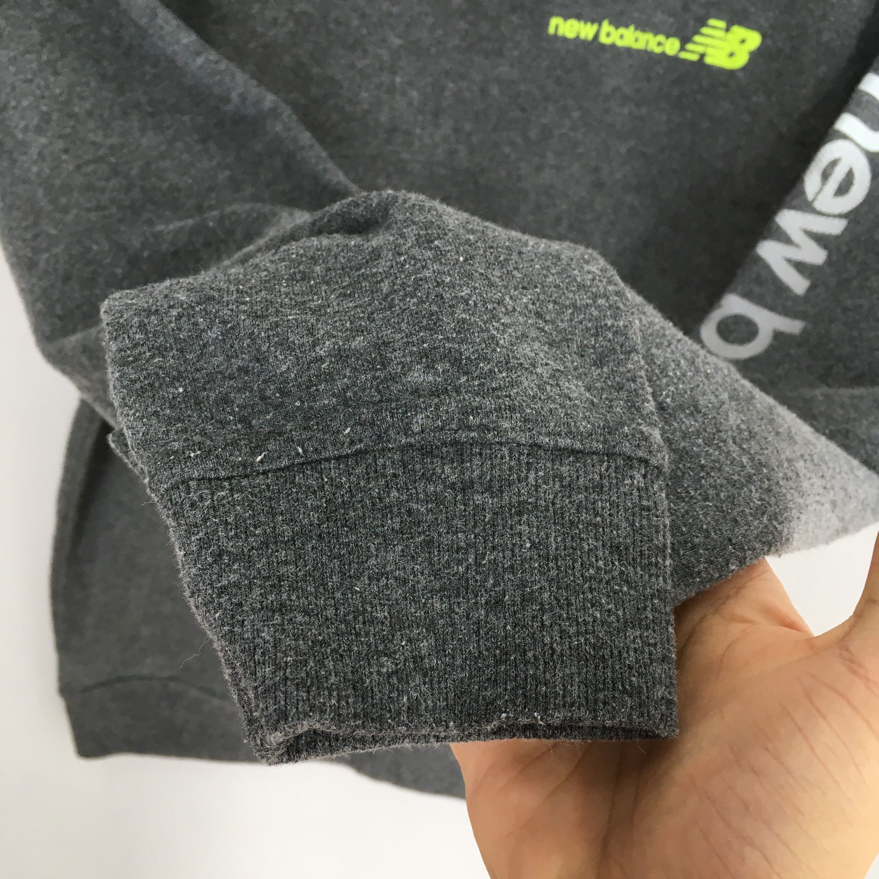 New Balance New Balance Sweater Gray Vintage Size US L / EU 52-54 / 3 - 5 Thumbnail