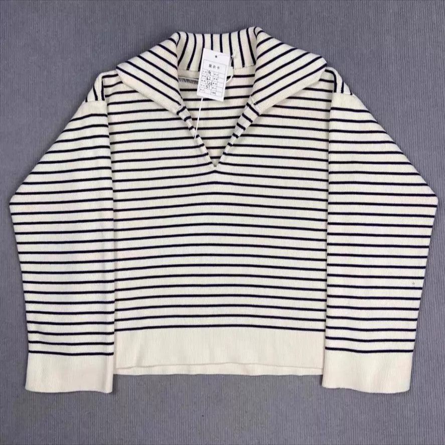 Celine Celine++ top M Size M / US 6-8 / IT 42-44 - 1 Thumbnail