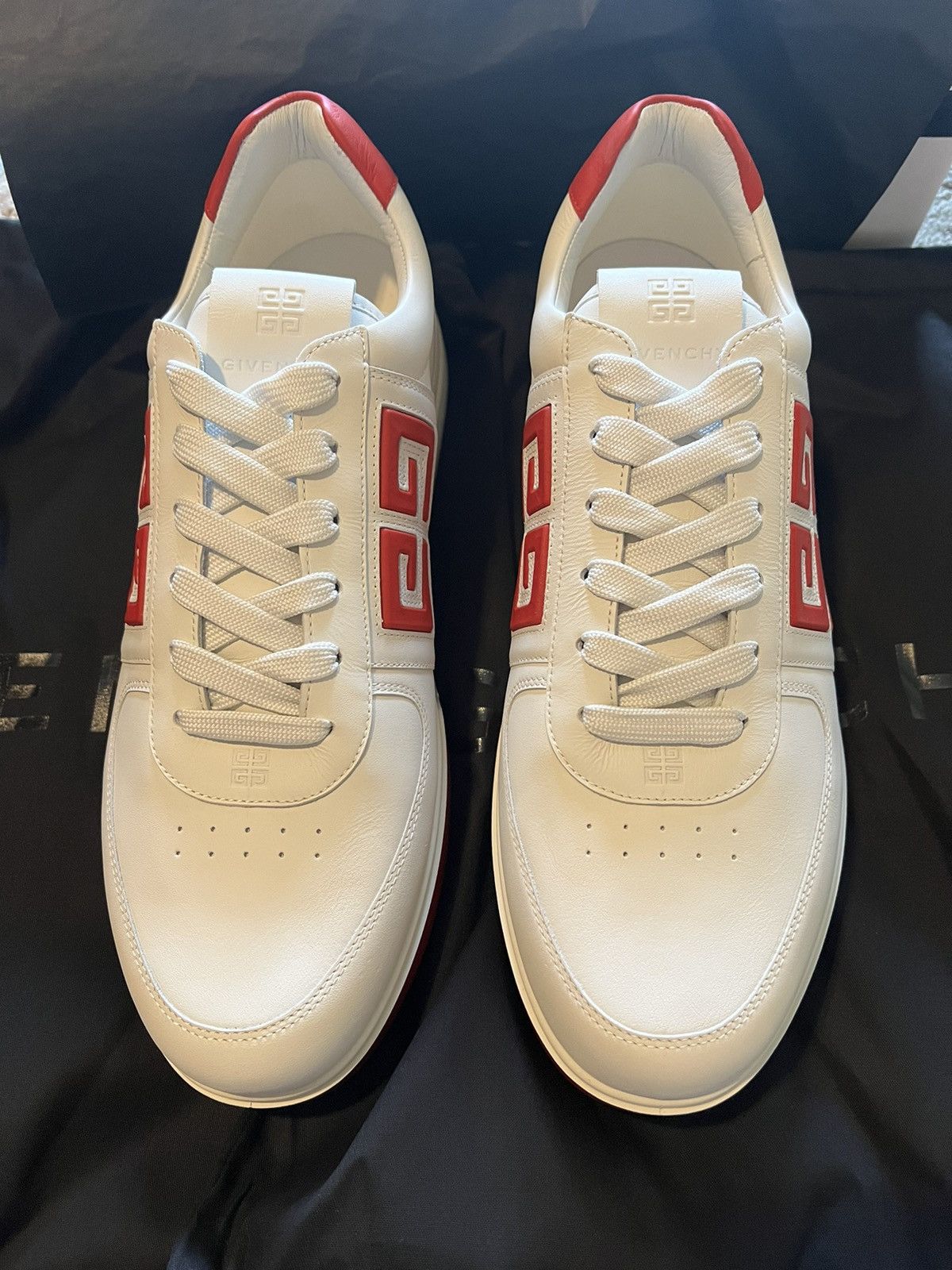 Givenchy Givenchy G4 Low Sneakers Size 11 *BRAND NEW* Size US 11 / EU 44 - 1 Thumbnail