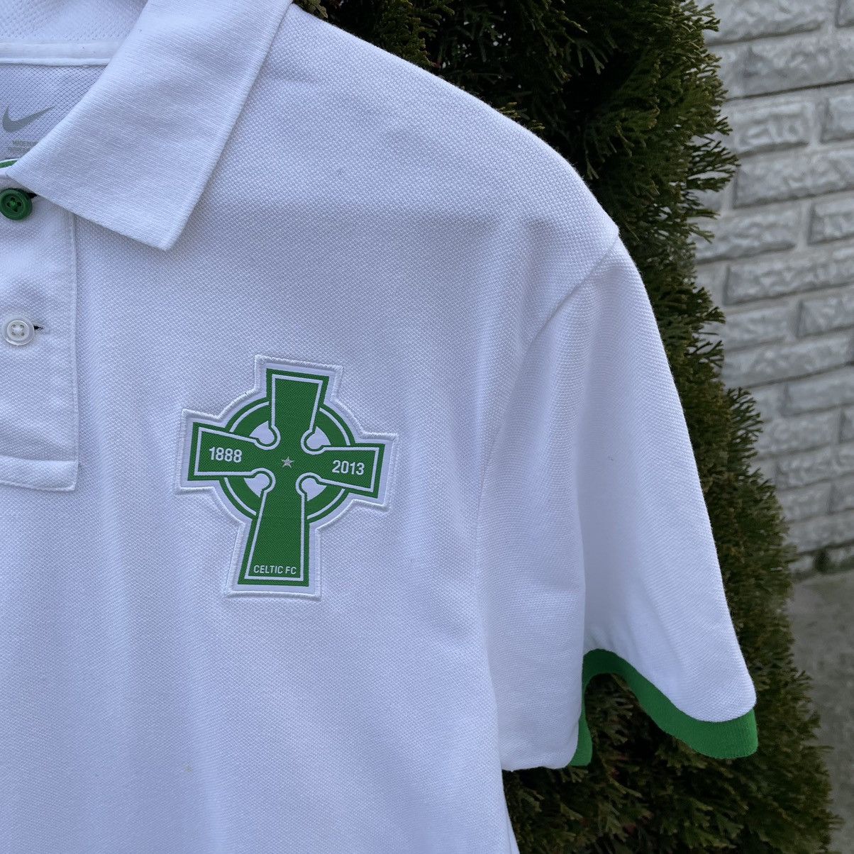 NBA × Nike × Vintage Vintage Polo Nike Celtic International FC Fan Tee Y2K USA Size US L / EU 52-54 / 3 - 5 Thumbnail