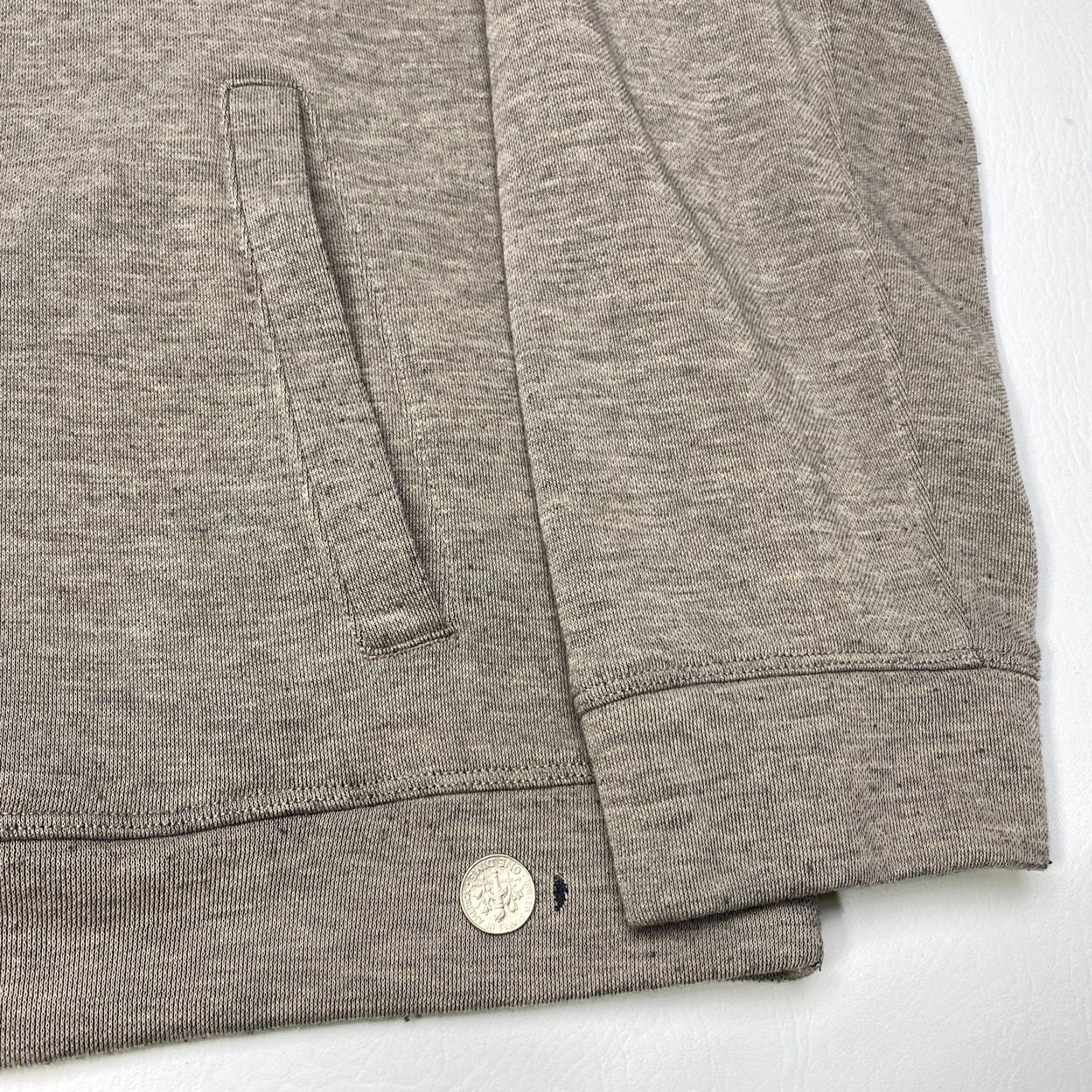 Tommy Bahama Tommy Bahama Sweater Mens XL Two Button Front Long Sleeve Pullover Grey Pockets Size US XL / EU 56 / 4 - 6 Thumbnail