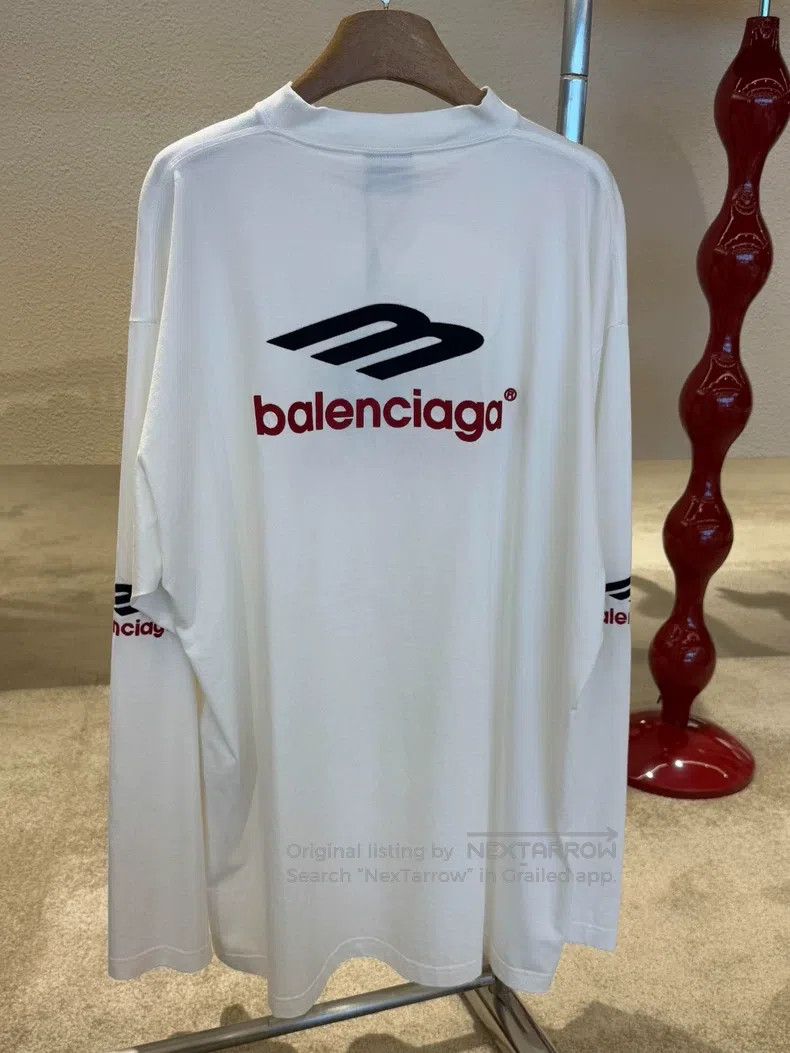 Balenciaga Balenciaga Letter Embroidered Round Neck Long Sleeve T-Shi Size US L / EU 52-54 / 3 - 2 Thumbnail