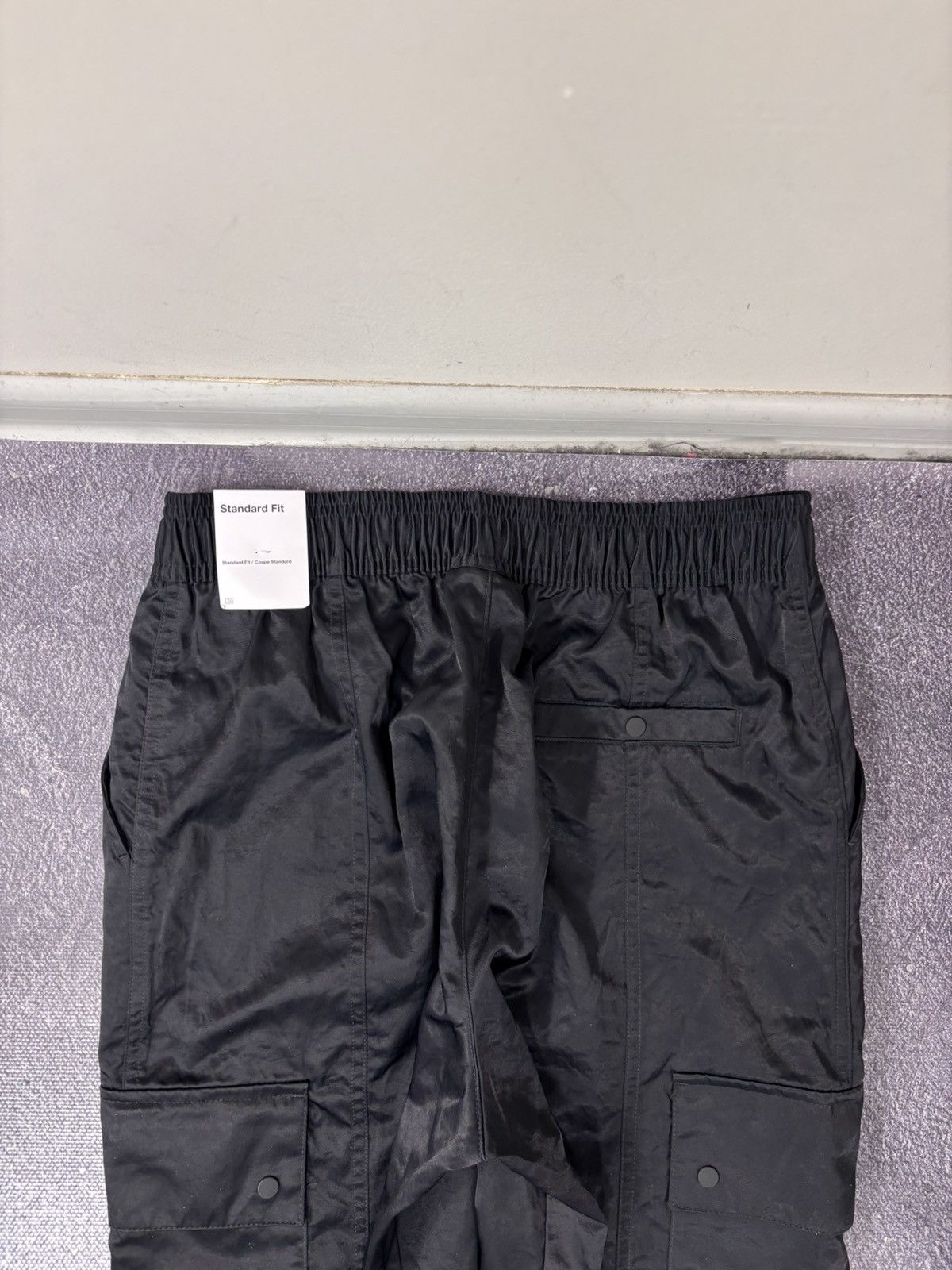 Jordan Brand Nike Air Jordan NWT Women’s Black Nylon Utility Cargo Pants Size 30" / US 8 / IT 44 - 20 Thumbnail