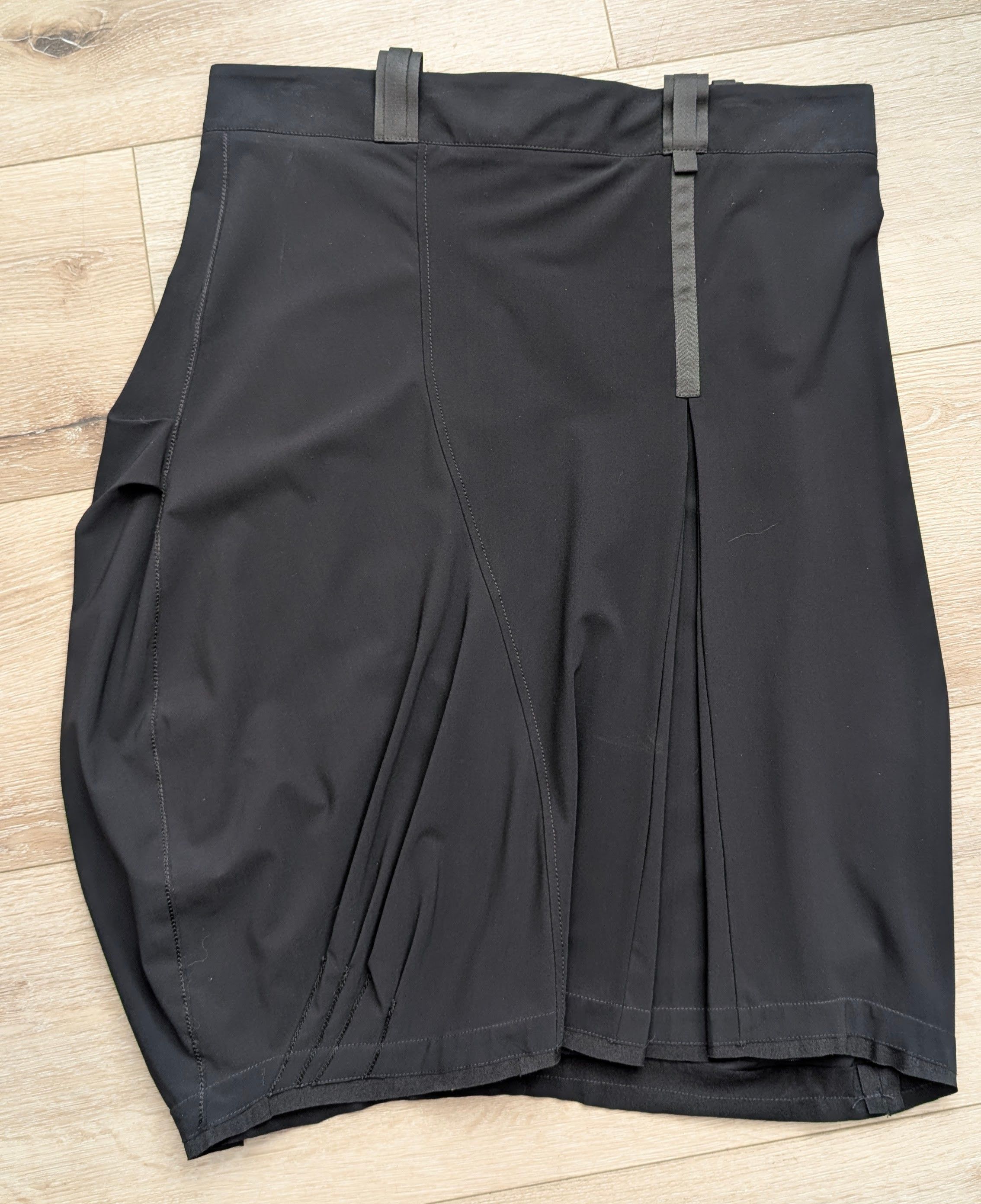 Marithe + Francois Girbaud Marithe Francois Girbaud VTG Blk Womens Curve Skirt Size 12 Size 34" / US 12 / IT 48 - 3 Thumbnail
