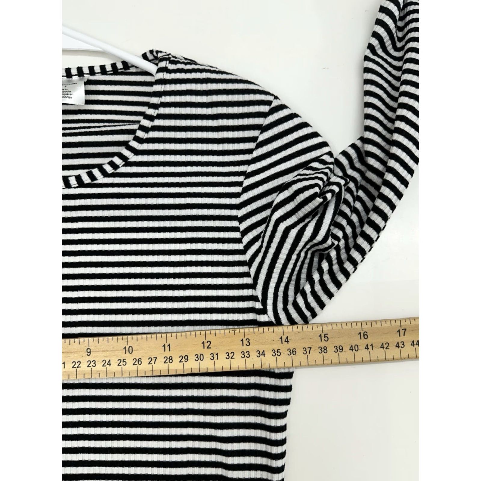 H&M Divided by H&M Womens Dress Size 8 Black and White Striped Long Sleeve Shirt Dress Knee Length Womens Size M / US 6-8 / IT 42-44 - 6 Thumbnail