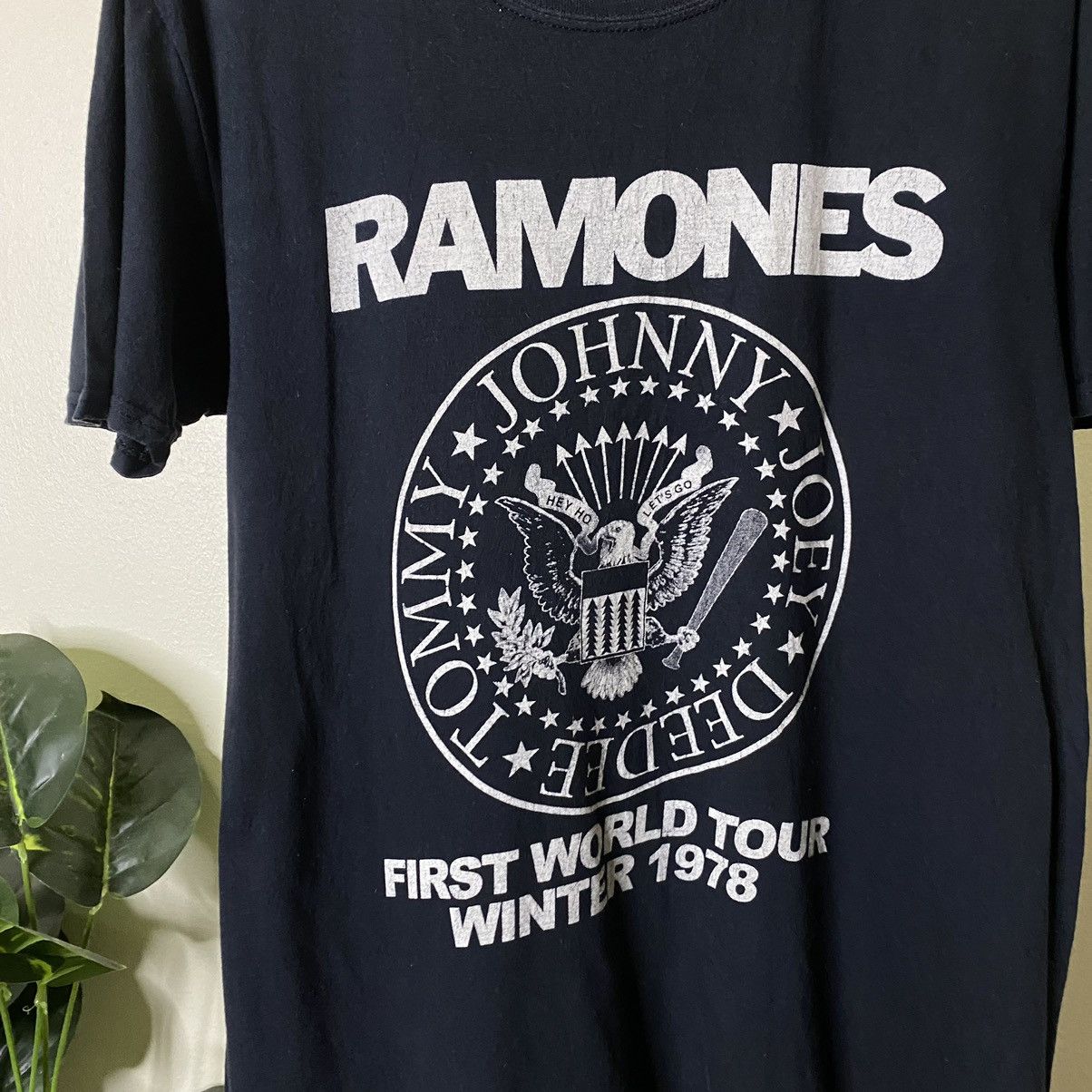 Band Tees Ramones First World Tour Winter 1978 Official Reissue Tee Size US M / EU 48-50 / 2 - 2 Thumbnail