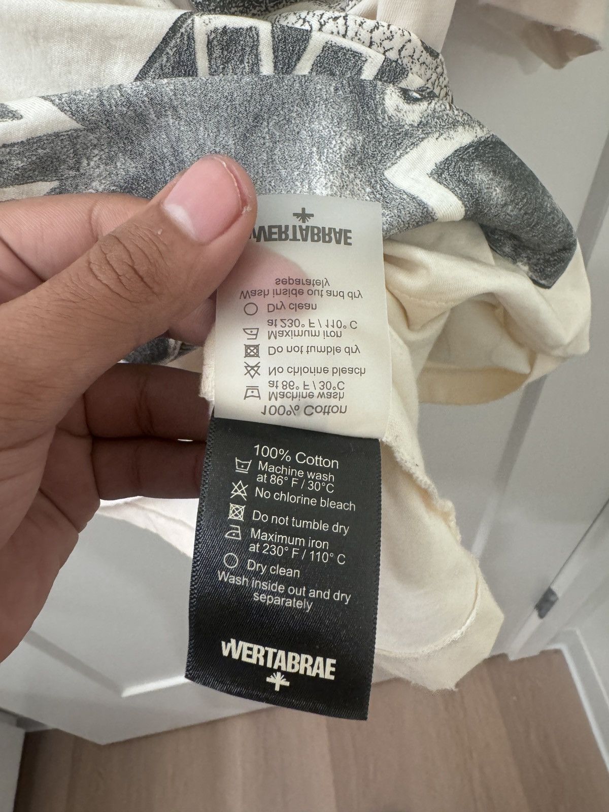 Vertabrae Vertabrae cross shirt Size US M / EU 48-50 / 2 - 4 Thumbnail