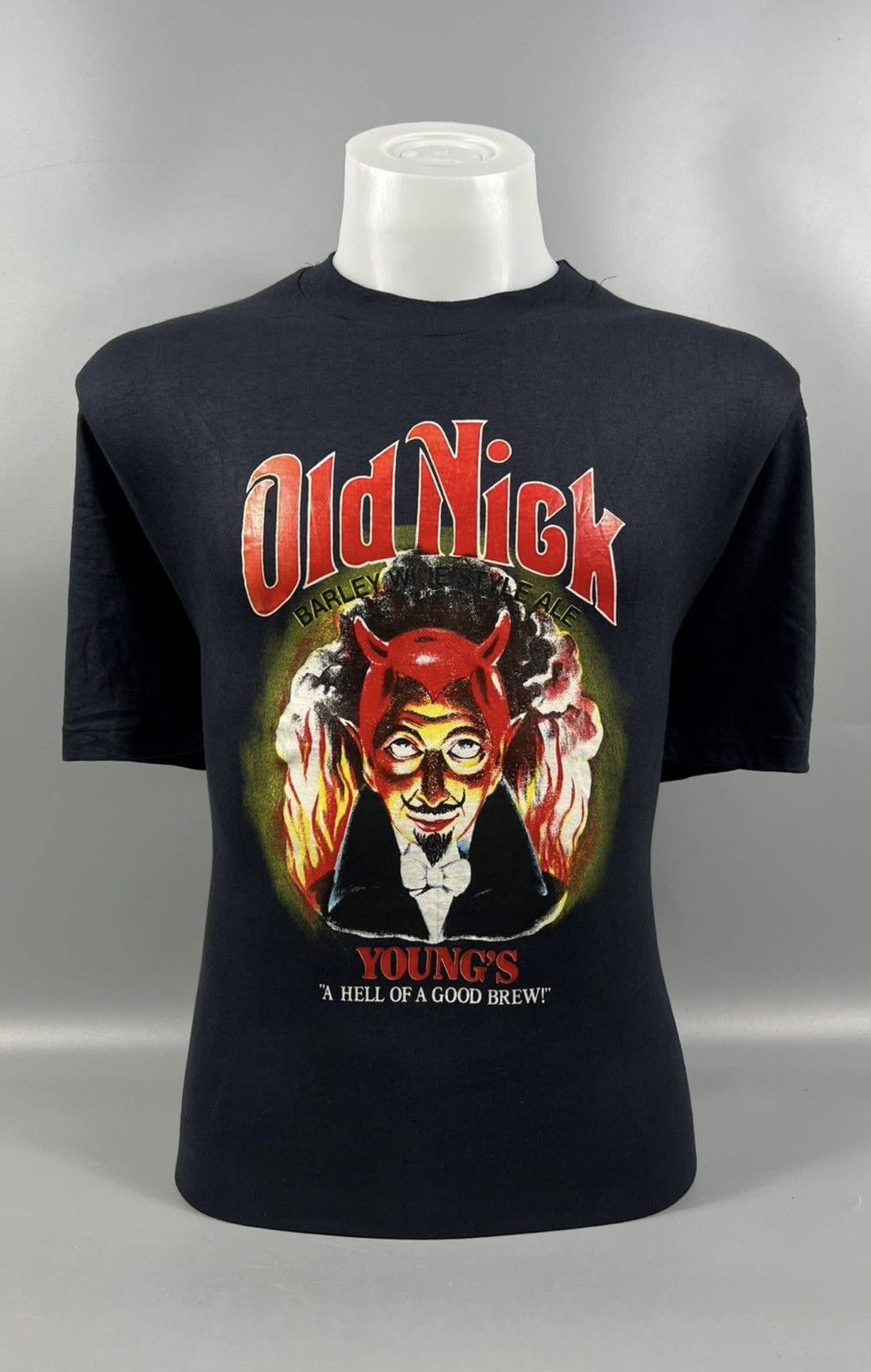 Tenderloin Vintage young's Old nick beer t-shirt Size US L / EU 52-54 / 3 - 1 Thumbnail