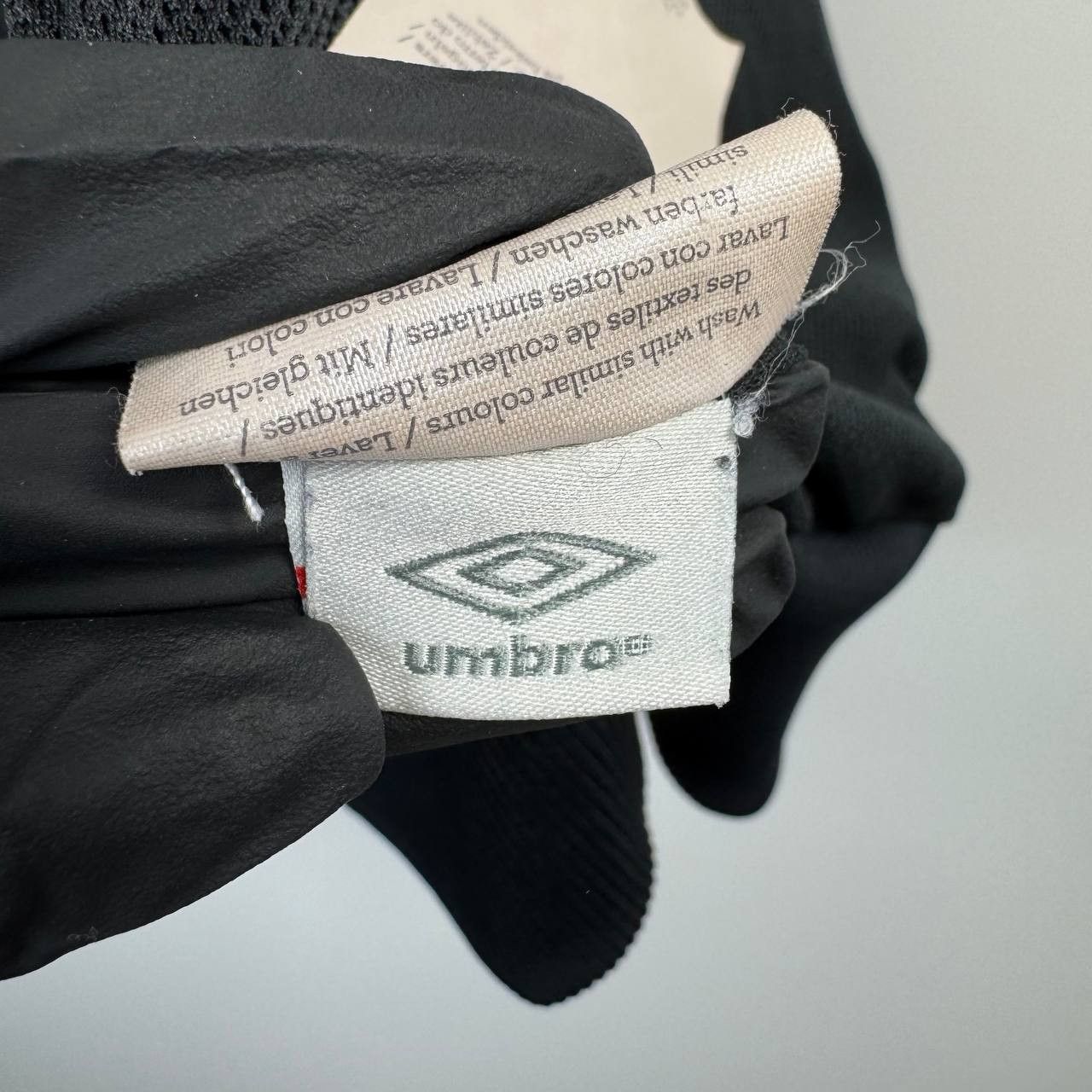 Umbro Umbro Southampton FC Track Jacket Full Zip Mens Size XL Size US XL / EU 56 / 4 - 8 Thumbnail