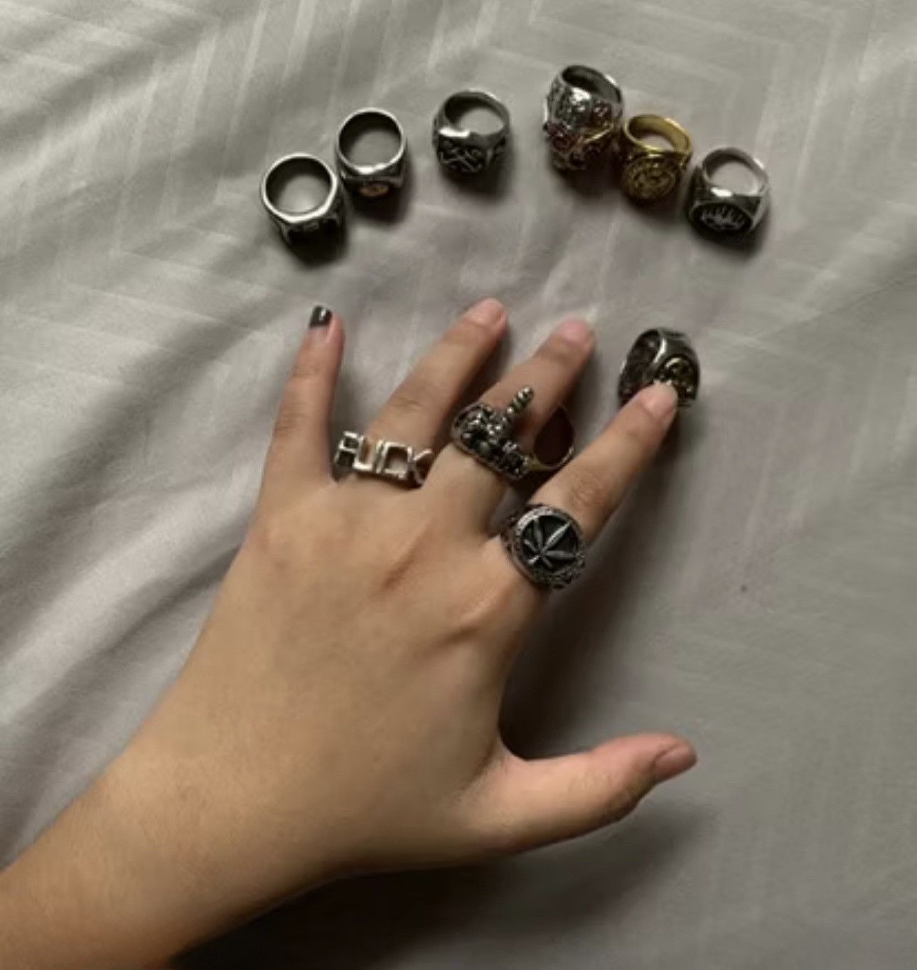 Other × Vintage Gothic Punk Biker Vintage Middle Finger Stainless Steel Ring Size ONE SIZE - 1 Thumbnail