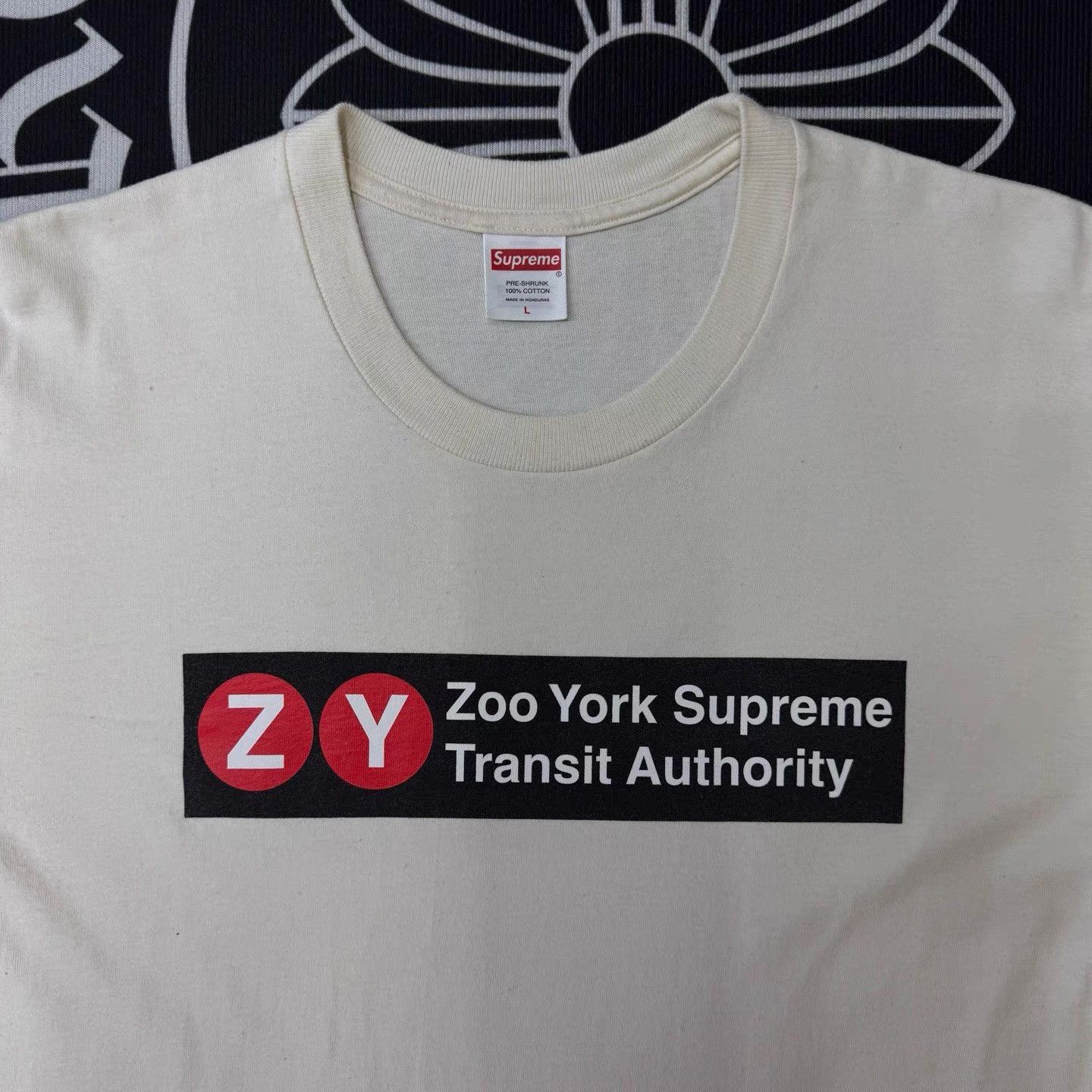 Supreme Supreme x Zoo York White Short Sleeve T-shirt Q10 Size US L / EU 52-54 / 3 - 3 Thumbnail