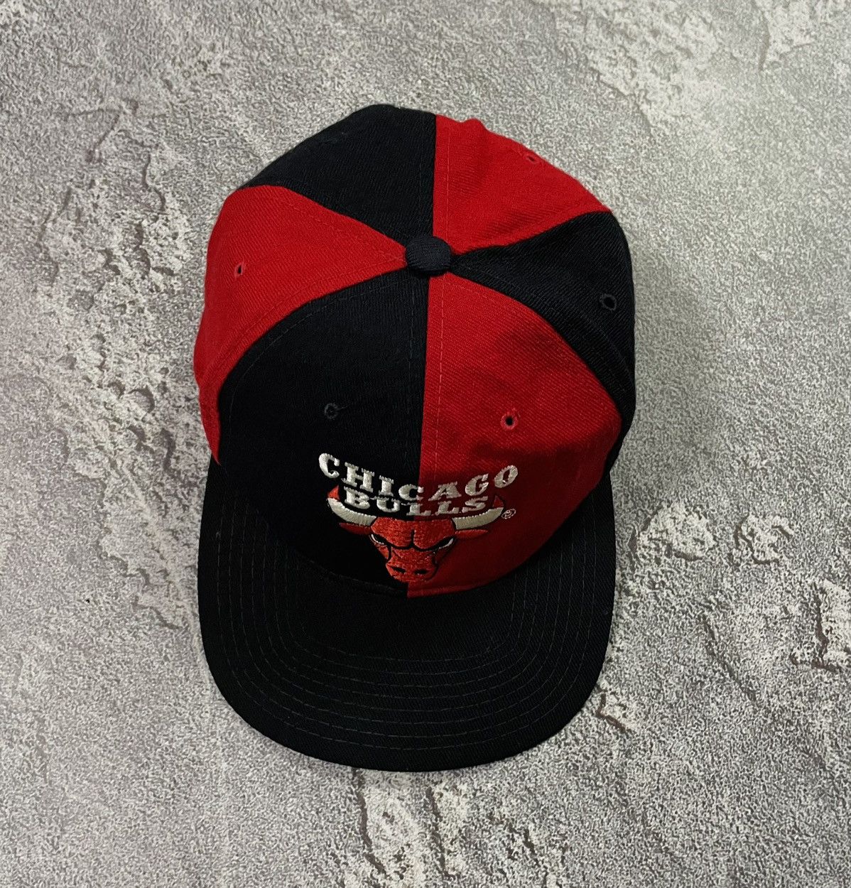 Starter Vintage 90’s STARTER Chicago Bulls NBA Wool Cap Snapback Hat Size ONE SIZE - 3 Thumbnail