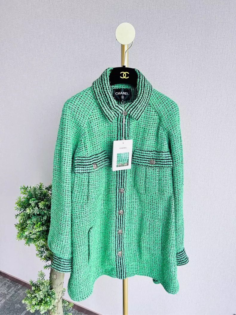 Chanel Chanel Green Tweed Loose Jacket - dmc Size US S / EU 44-46 / 1 - 1 Thumbnail