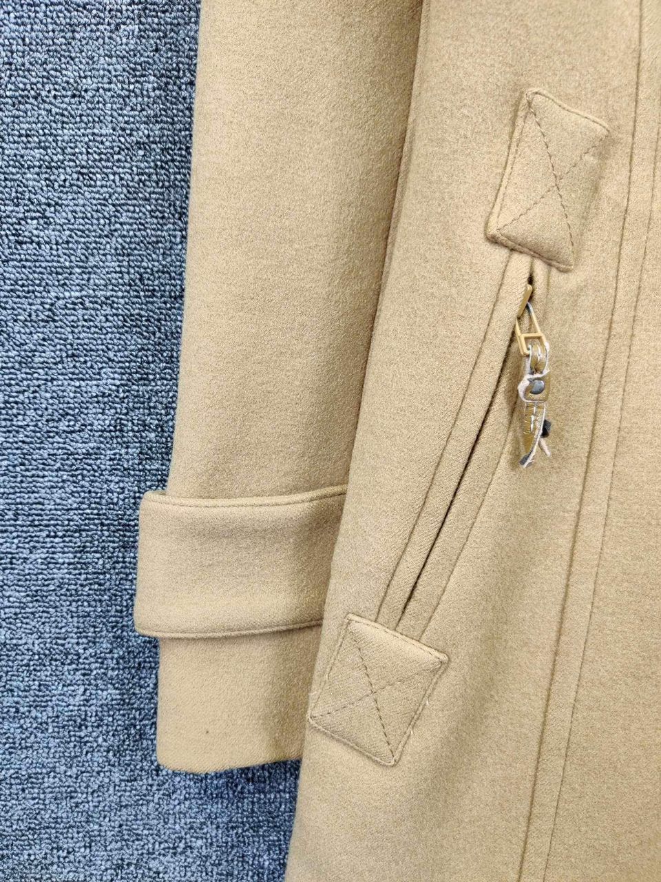 Burberry Burberry Blue Label Nova Check Wool Double Breasted Coat Size US S / EU 44-46 / 1 - 4 Thumbnail