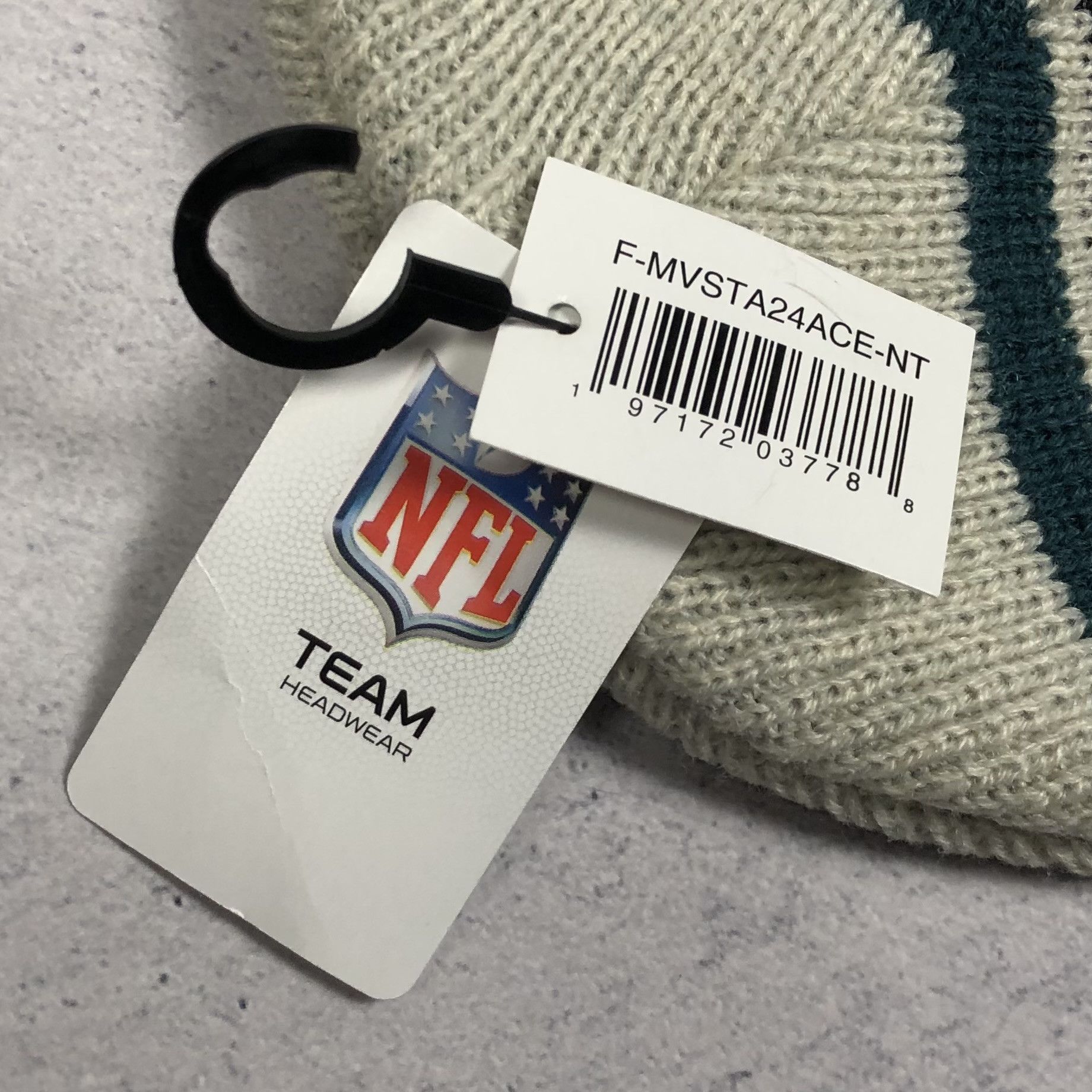 NFL NWT NFL Team Philadelphia Eagles Striped Winter Warm Hat NEW Size ONE SIZE - 5 Thumbnail