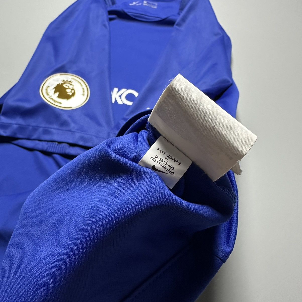 Nike CHELSEA NIKE 2017/2018 FOOTBALL HOME JERSEY #10 HAZARD Size US XL / EU 56 / 4 - 12 Thumbnail