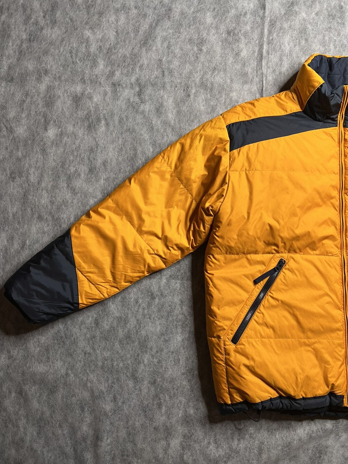 Helly Hansen Helly Hansen Vintage Down Jacket Puffer Size XL Size US XL / EU 56 / 4 - 9 Thumbnail