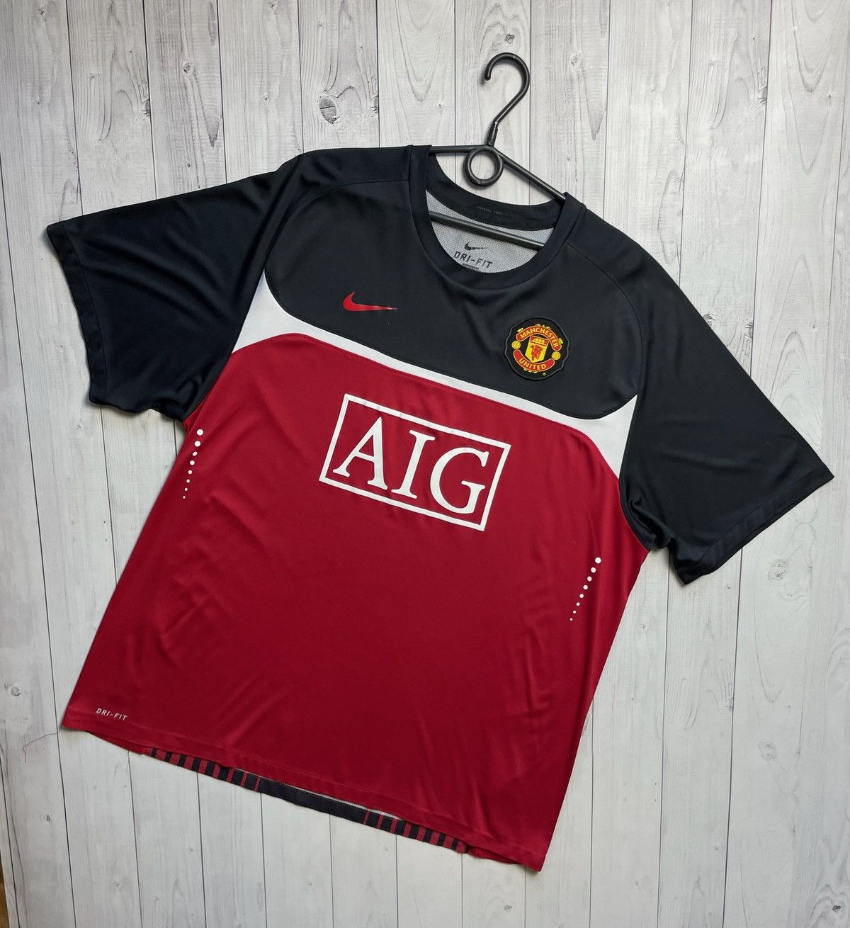 Vintage Vintage Nike Manchester United soccer jersey size XXL logo Size US XXL / EU 58 / 5 - 1 Thumbnail