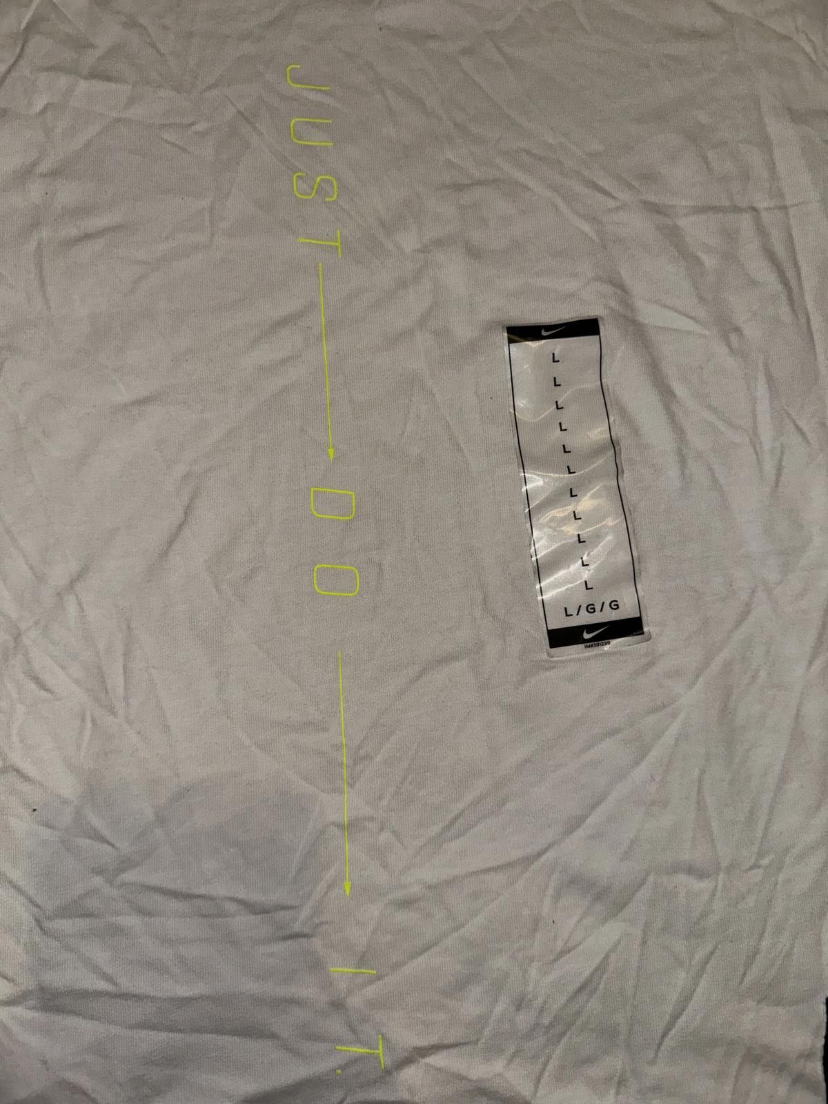 Nike Nike Sportswear Women's T-shirt Size L / US 10 / IT 46 - 3 Thumbnail