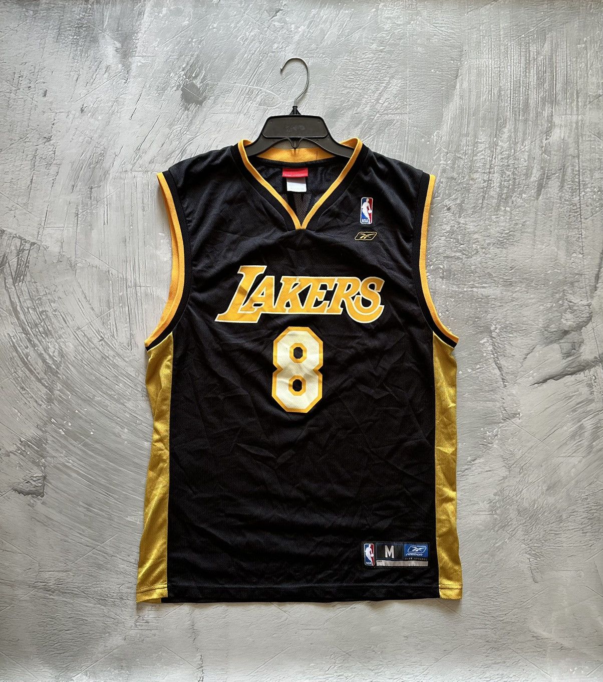 Reebok 🔥 Vintage Rare Lakers 8 Kobe Bryant NBA Jersey Size US M / EU 48-50 / 2 - 1 Thumbnail