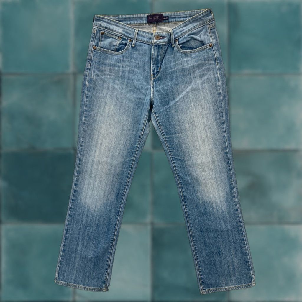 Levi's Levi's Demi Curve Womens Sz 12 Straight Leg Light Wash Blue Jeans Size 24" / US 00 / IT 34 - 1 Thumbnail