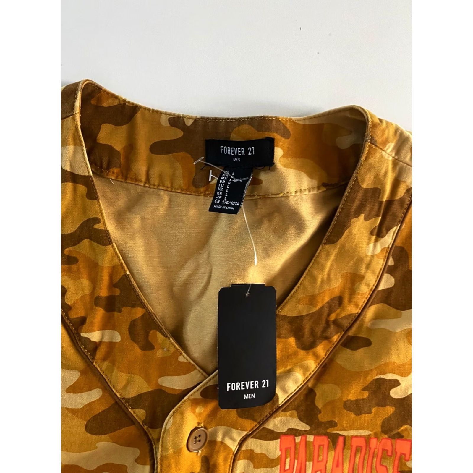 Forever 21 Forever 21 Camouflage Paradise Jersey Shirt L Back Panel Men NWT Size US L / EU 52-54 / 3 - 3 Thumbnail