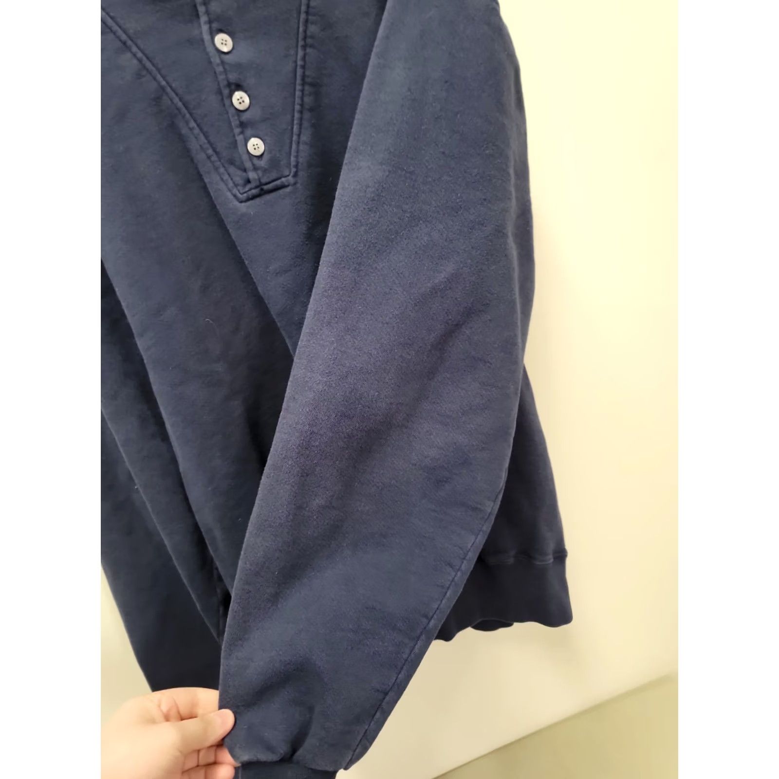 Vintage VINTAGE L.L. Bean by Russell Athletic Men’s Tall XL Blue Henley Sweatshirt USA Shirt Mens XL Blue Henley 90s Size US L / EU 52-54 / 3 - 6 Thumbnail