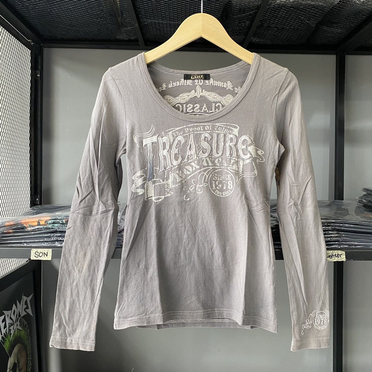 Beauty Beast × If Six Was Nine × Le Grande Bleu (L.G.B.) Japanese Treasure Motorcycle Rally by Glitz Long Sleeve Size US M / EU 48-50 / 2 - 1 Thumbnail