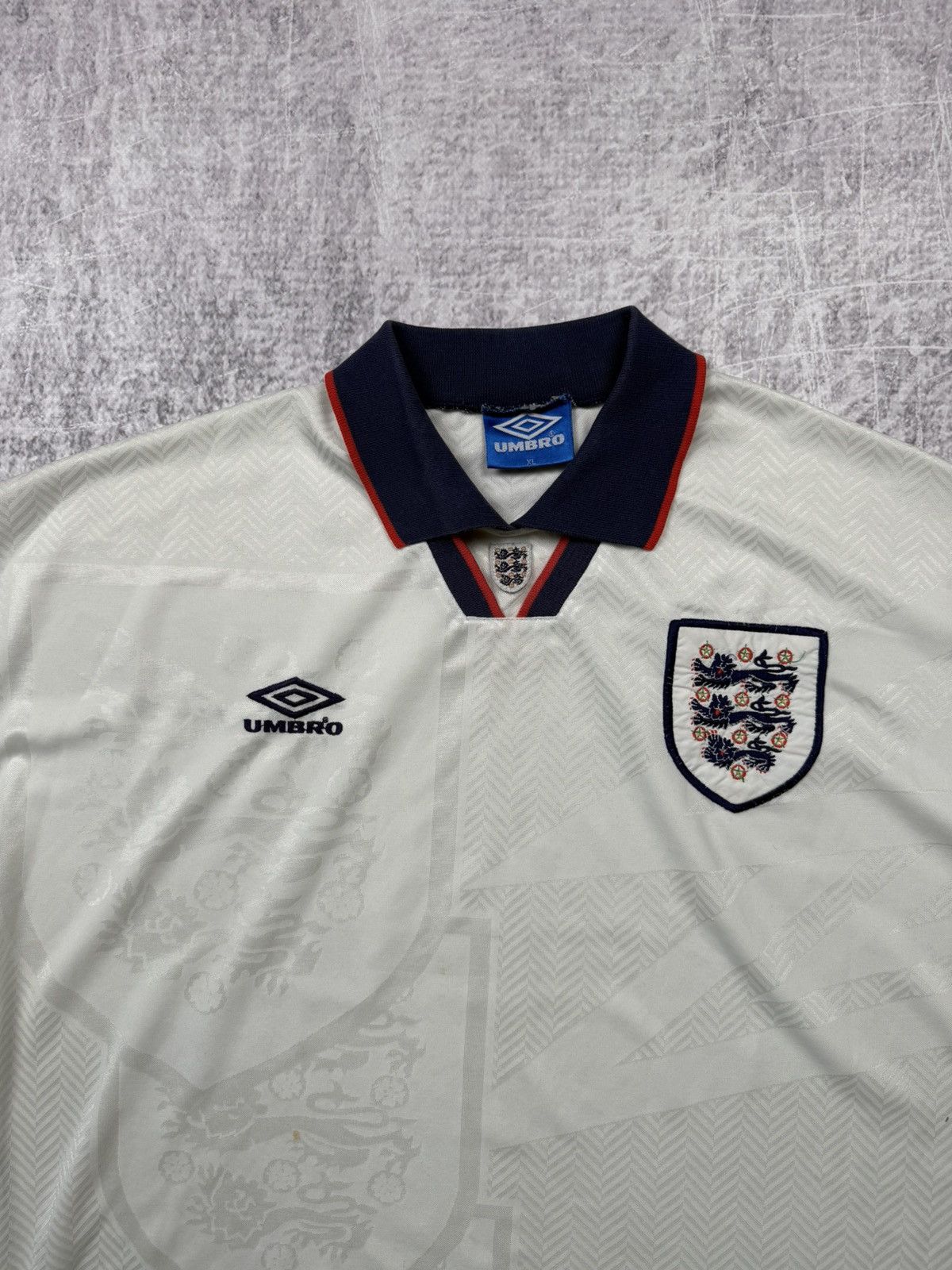 Umbro Vintage white Umbro England football jersey 1993-1995 Size US XL / EU 56 / 4 - 4 Thumbnail
