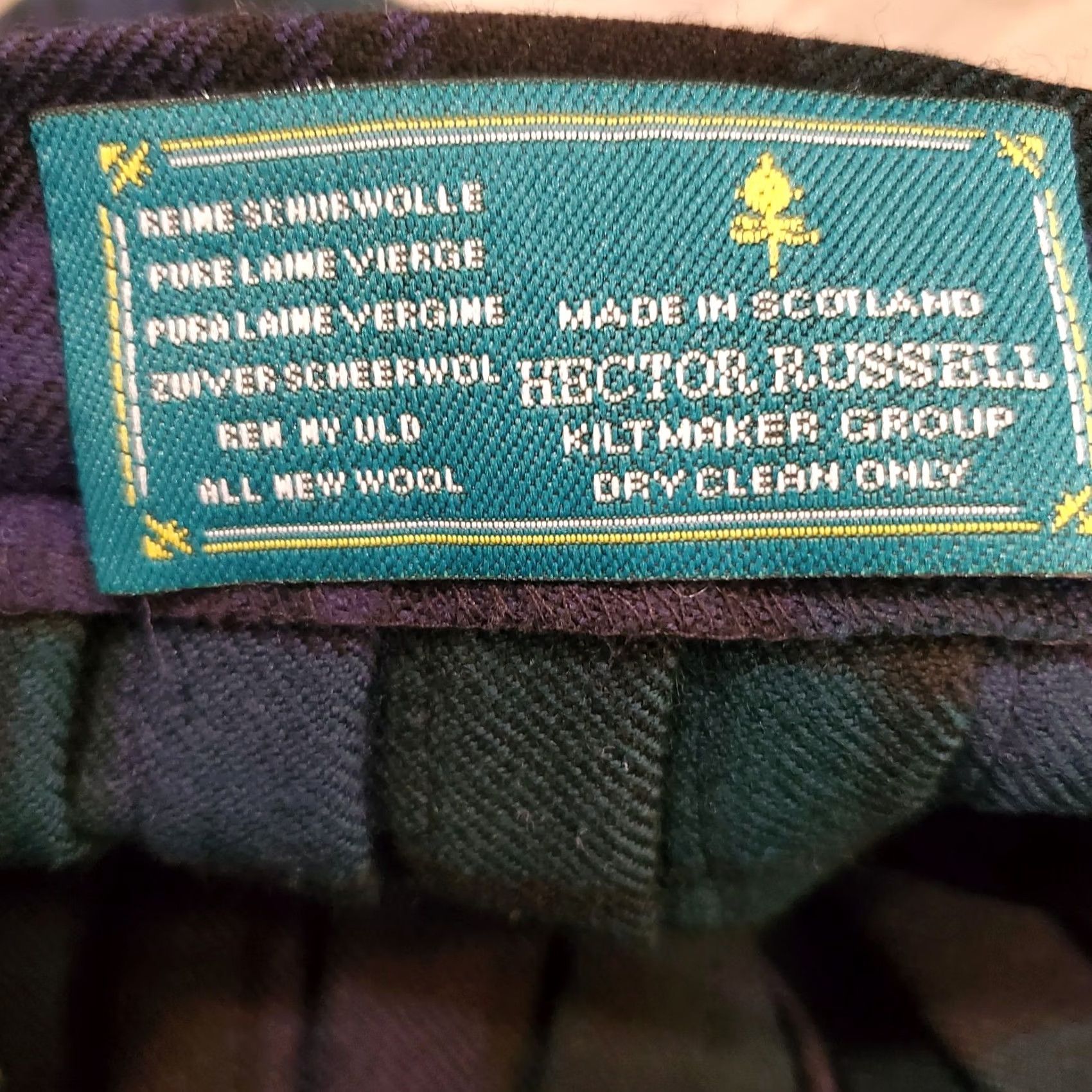 Vintage VINTAGE Hector Russel Kilt 100% Wool Pleated Plaid Tartan Scotland Sz S W24-26" L20" Mens Size ONE SIZE - 5 Thumbnail