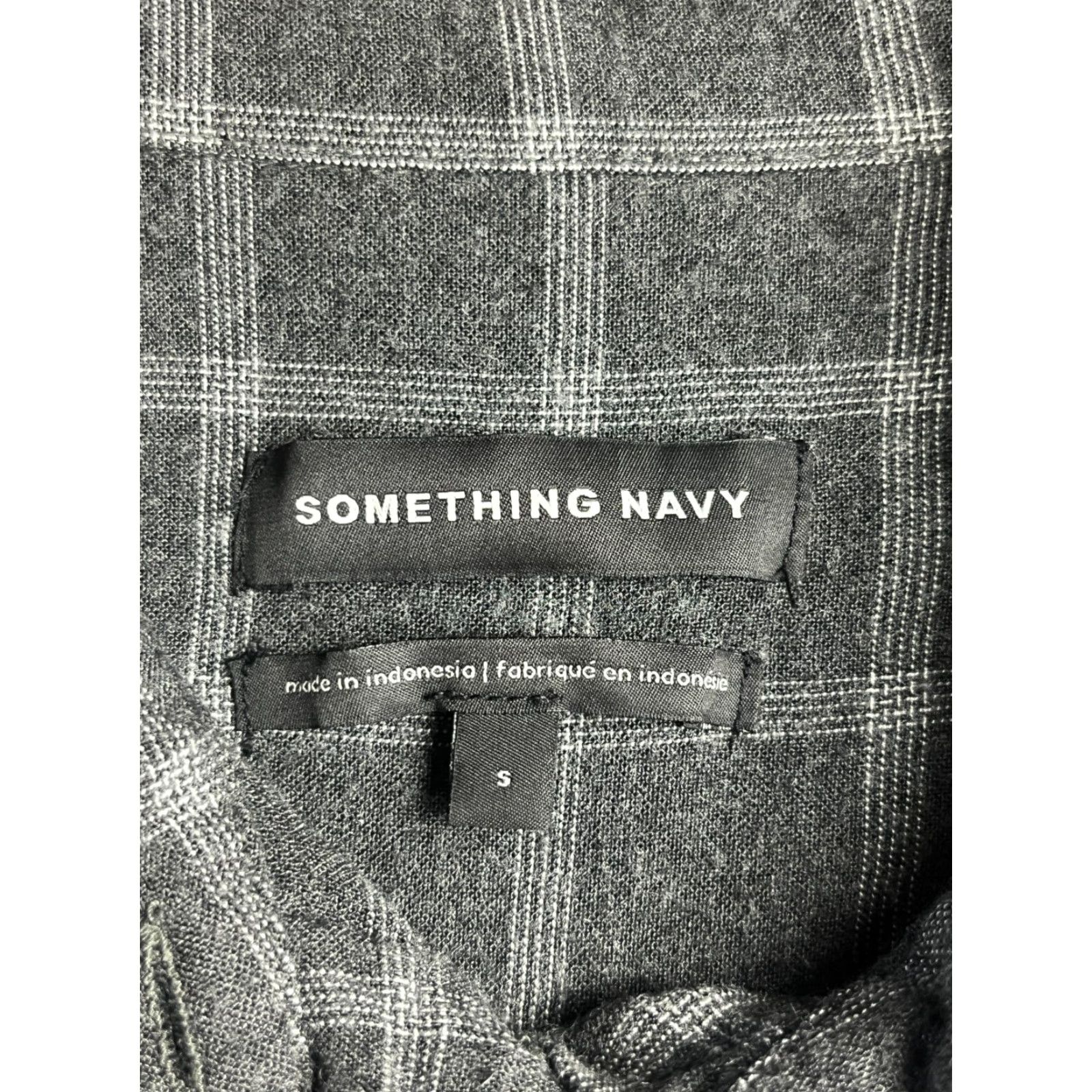 Vintage Something Navy Shirt, Women’s Size Small, Gray White, Peasant, 3/4 Puff Sleeve, Button-Up, Casual, Fall, Spring, Summer, Women, Regular Fit Size S / US 4 / IT 40 - 5 Thumbnail