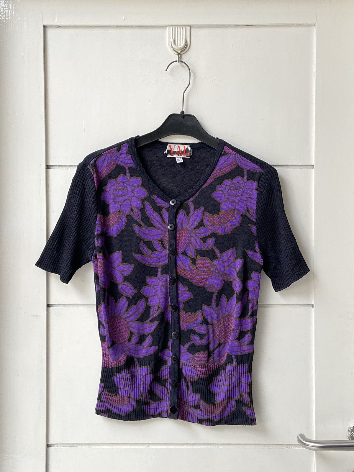 Valentino VALENTINO Knit T-shirt Size US XS / EU 42 / 0 - 9 Thumbnail