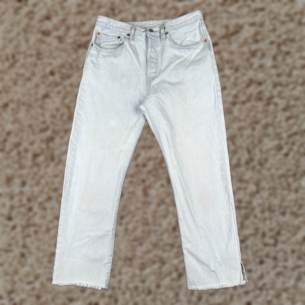Levi's VINTAGE Levi's 501 Jeans Jeans Pants 30x26 Levi's 501 Cotton Denim Blue Button Fly Regular 5-Pocket Men Classic Distressed 501 Series Size US 30 / EU 46 - 1 Thumbnail