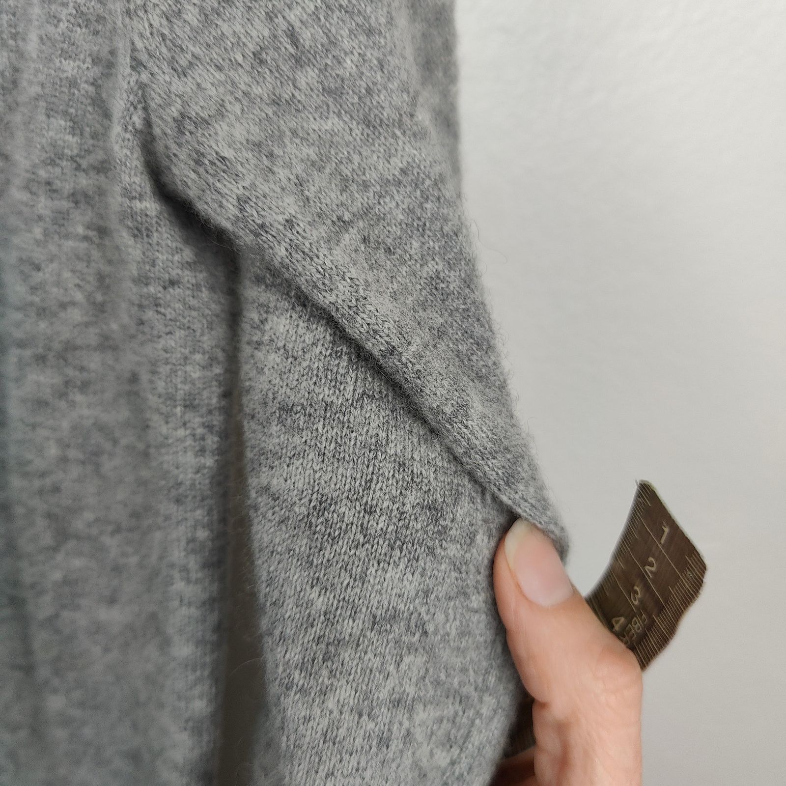 Tory Burch Tory Burch Cashmere Sweater Womens XS Gray Heather Size XS / US 0-2 / IT 36-38 - 5 Thumbnail