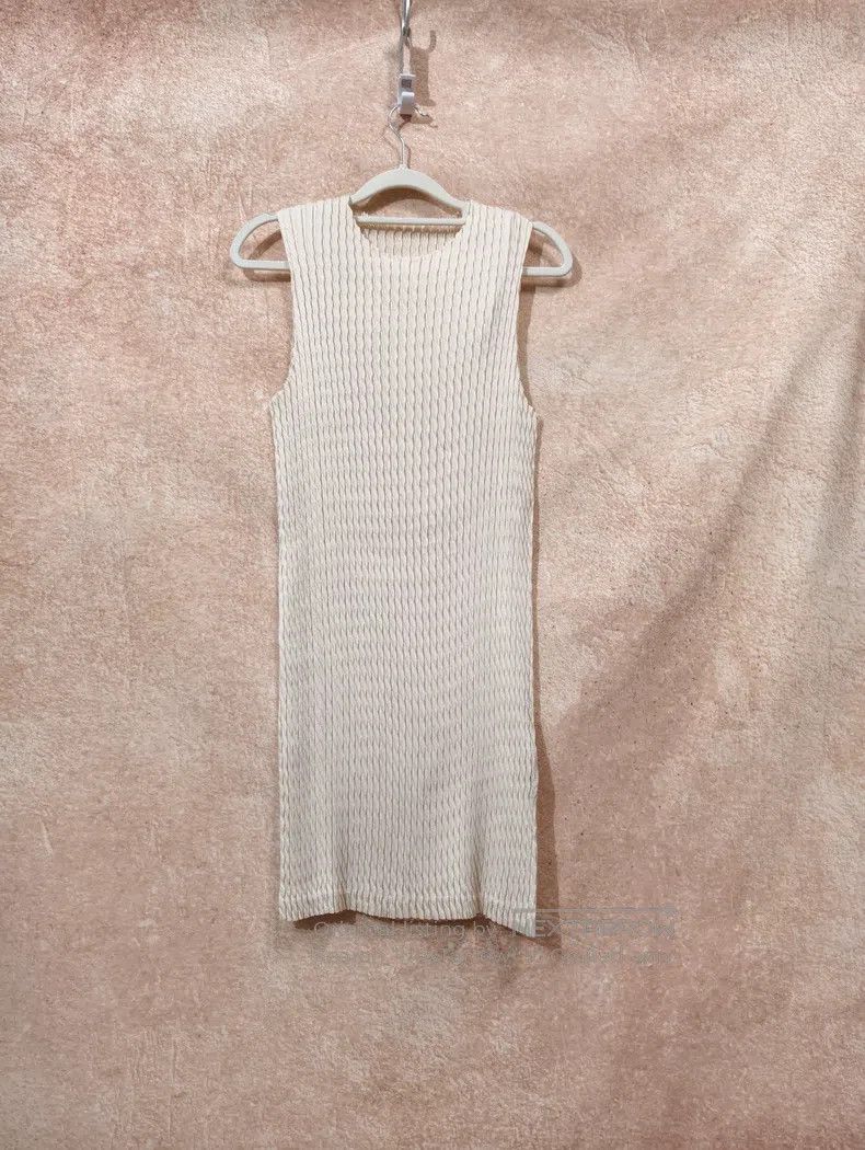Issey Miyake Issey Miyake Main Line Fish Scale Slip Dress Size M / US 6-8 / IT 42-44 - 3 Thumbnail