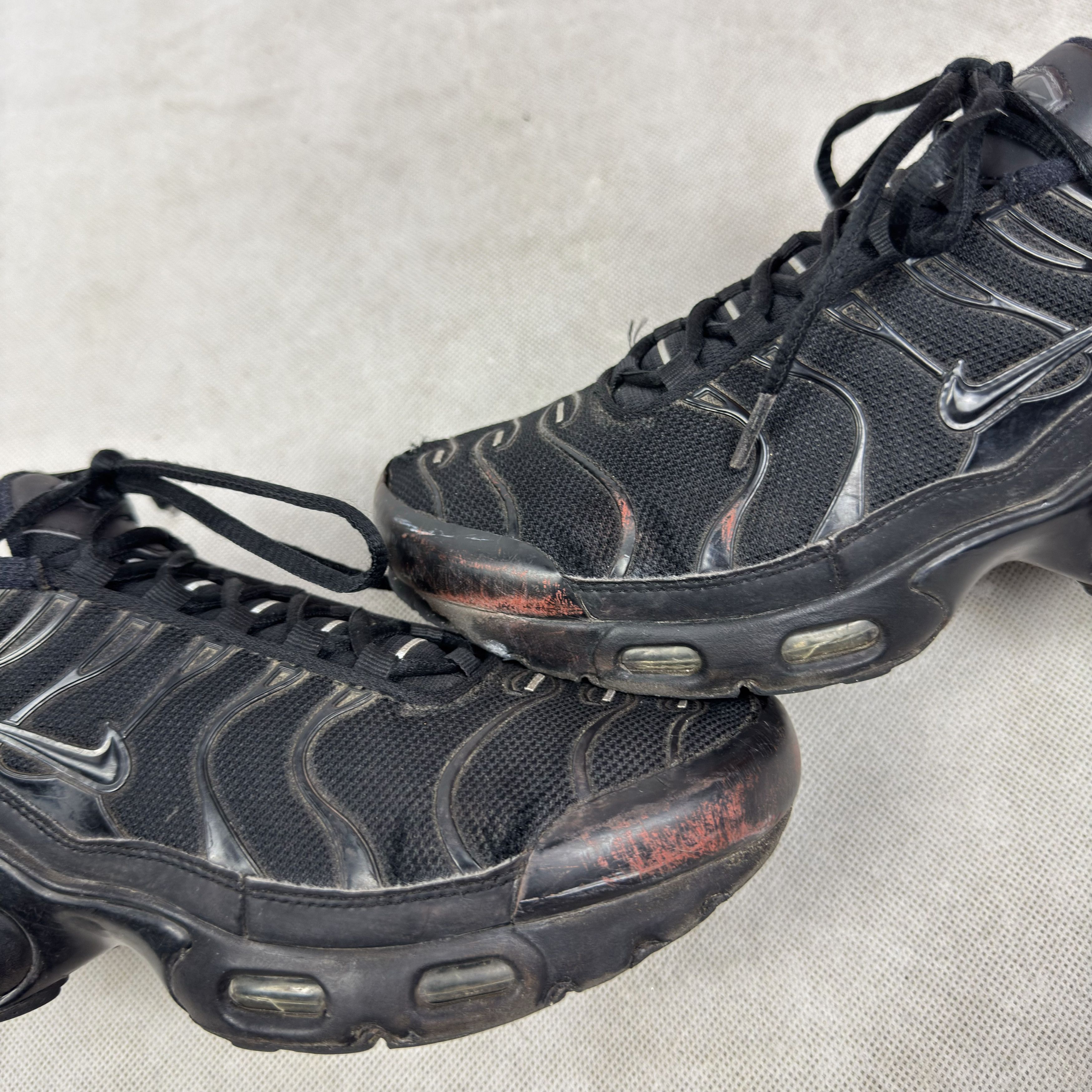 Nike Nike Air Max Plus Core Black Swoosh Athletic Sneaker Shoes 7 Size US 7 / EU 40 - 6 Thumbnail