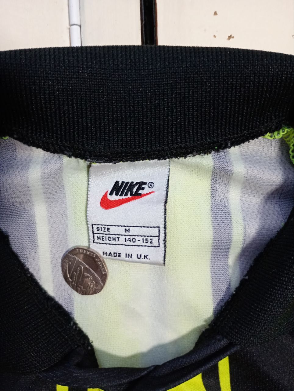 Nike Nike Borussia Dortmund Style Jersey 1996-97 kids size M Size US XXS / EU 40 - 8 Thumbnail