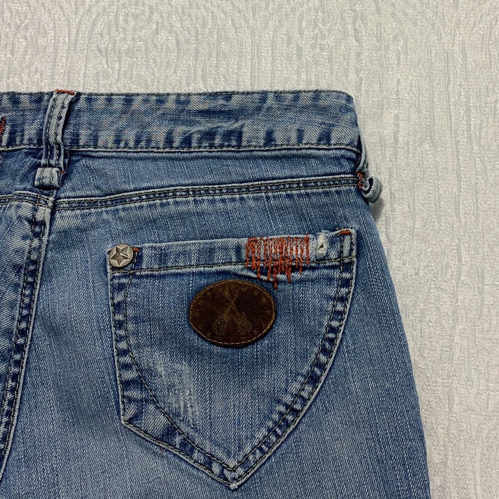 Denime BCBGirls Jeans Denim Straight Womens Size 27 Blue Low Rise Whiskers 5-Pocket Design Size 27" / US 4 / IT 40 - 3 Thumbnail