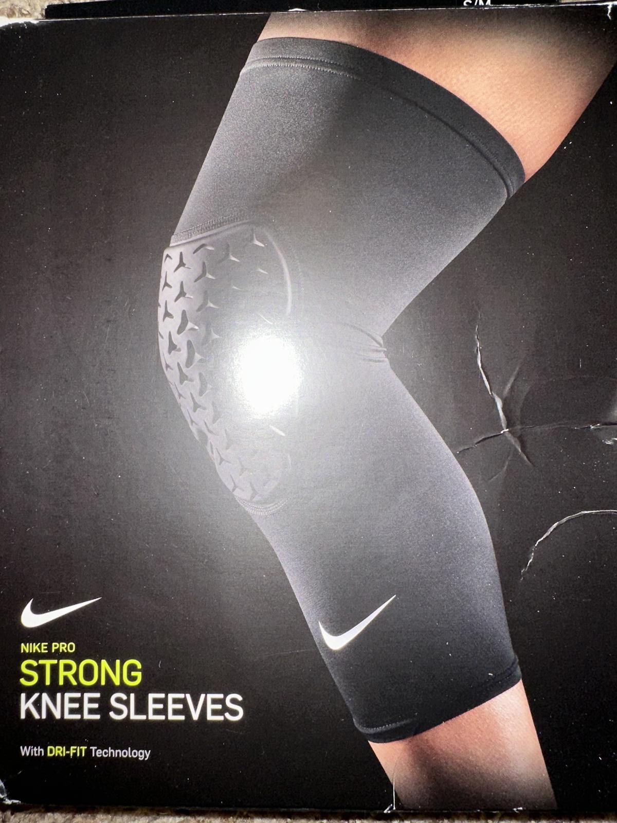 Nike Nike Pro Strong Knee Protective Sleeve Size ONE SIZE - 2 Thumbnail