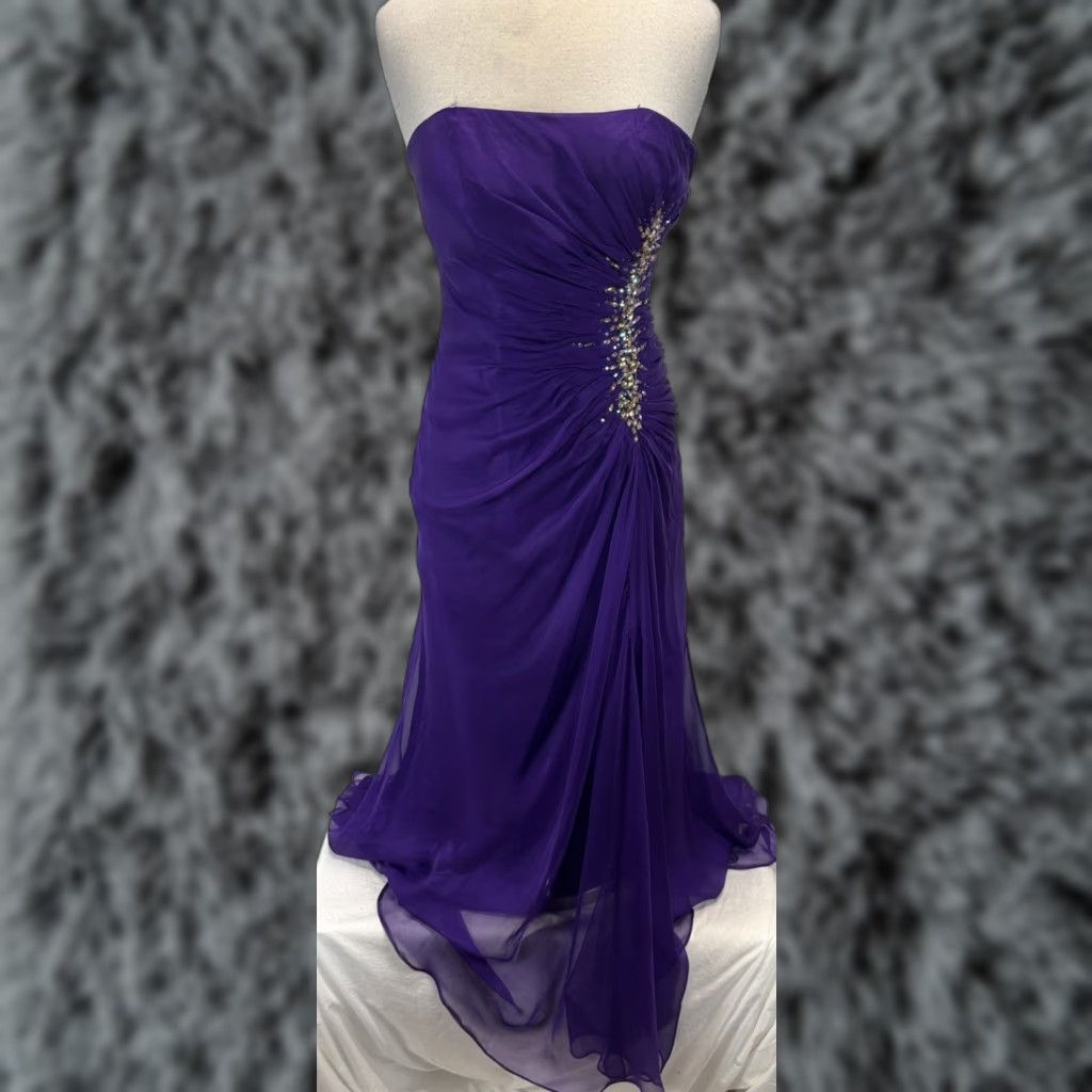 La Femme Gown Dress 8 Women’s Purple Jewels Ruched Strapless Prom Formal
