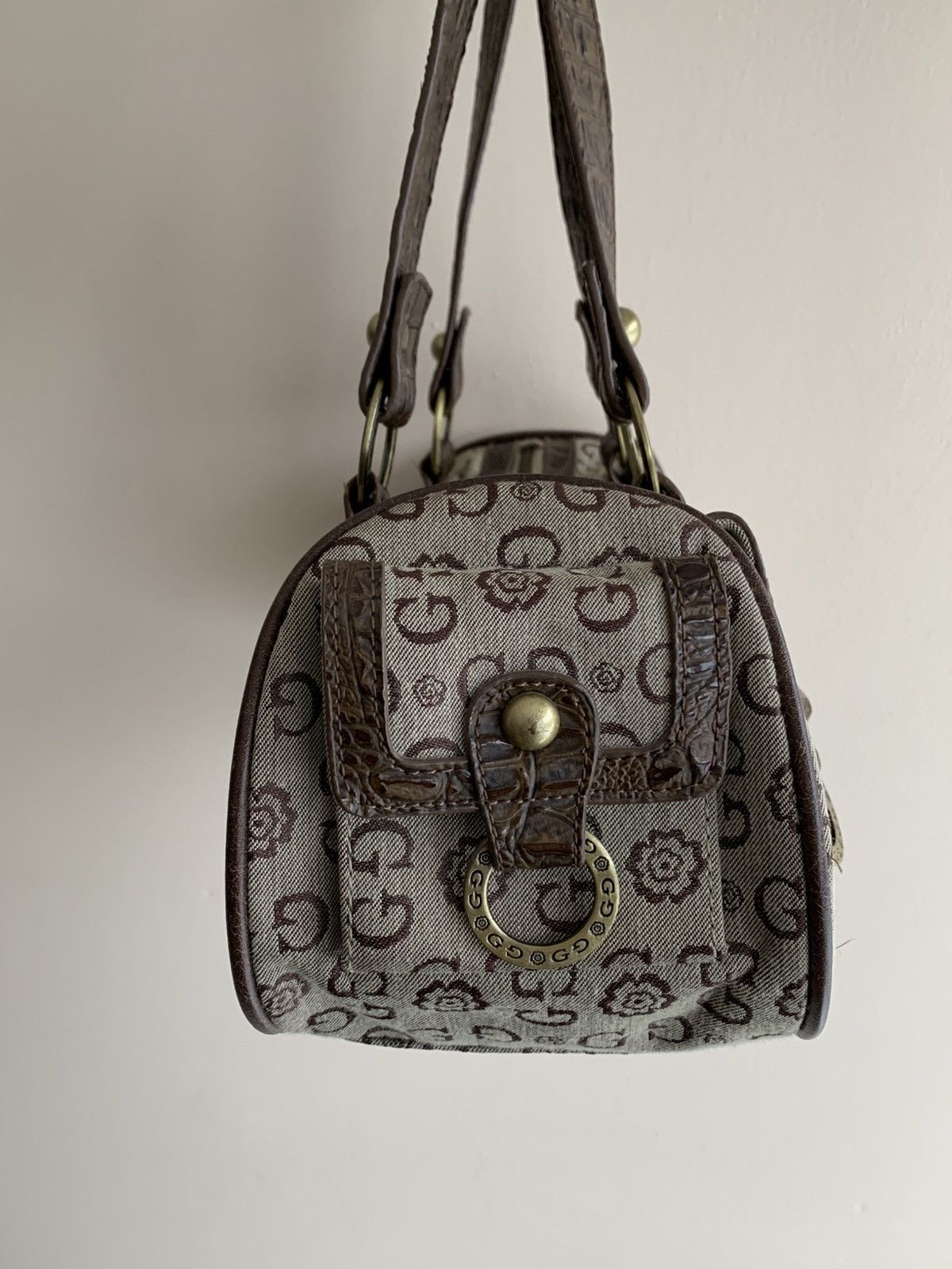 Guess Vintage Guess Monogram Beige Faux Python Leather Handbag Size ONE SIZE - 5 Thumbnail