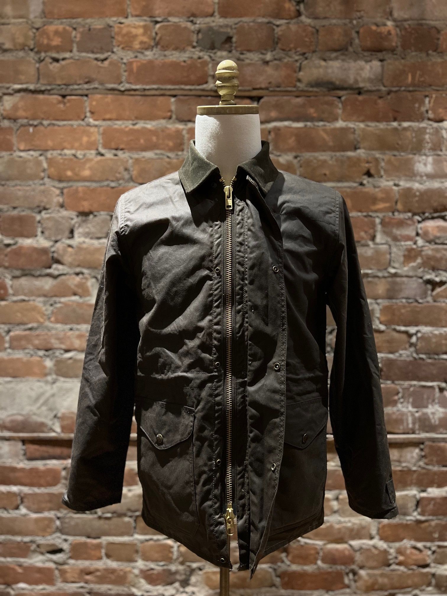 Filson Filson Women’s Waxed Tin Cloth Field Jacket Size XS / US 0-2 / IT 36-38 - 1 Thumbnail