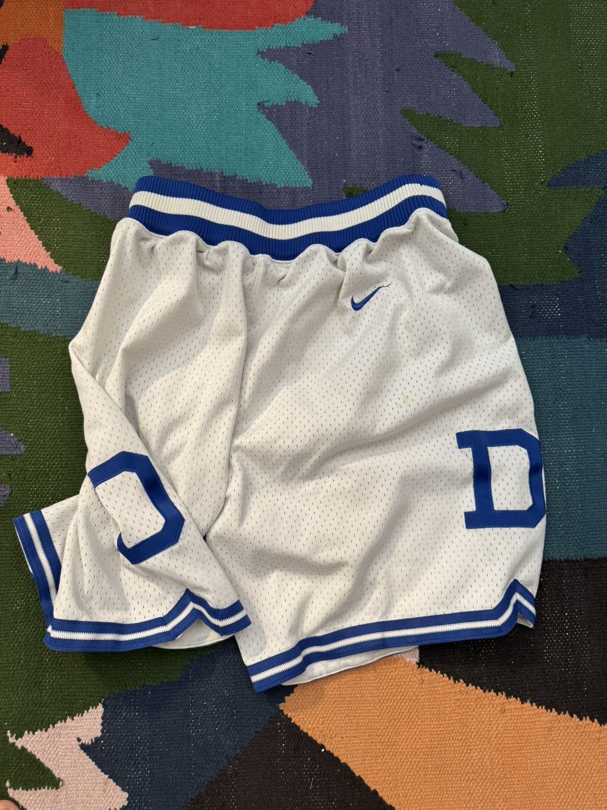 Nike × Vintage Vintage Nike Duke Basketball Shorts Size US 30 / EU 46 - 2 Thumbnail