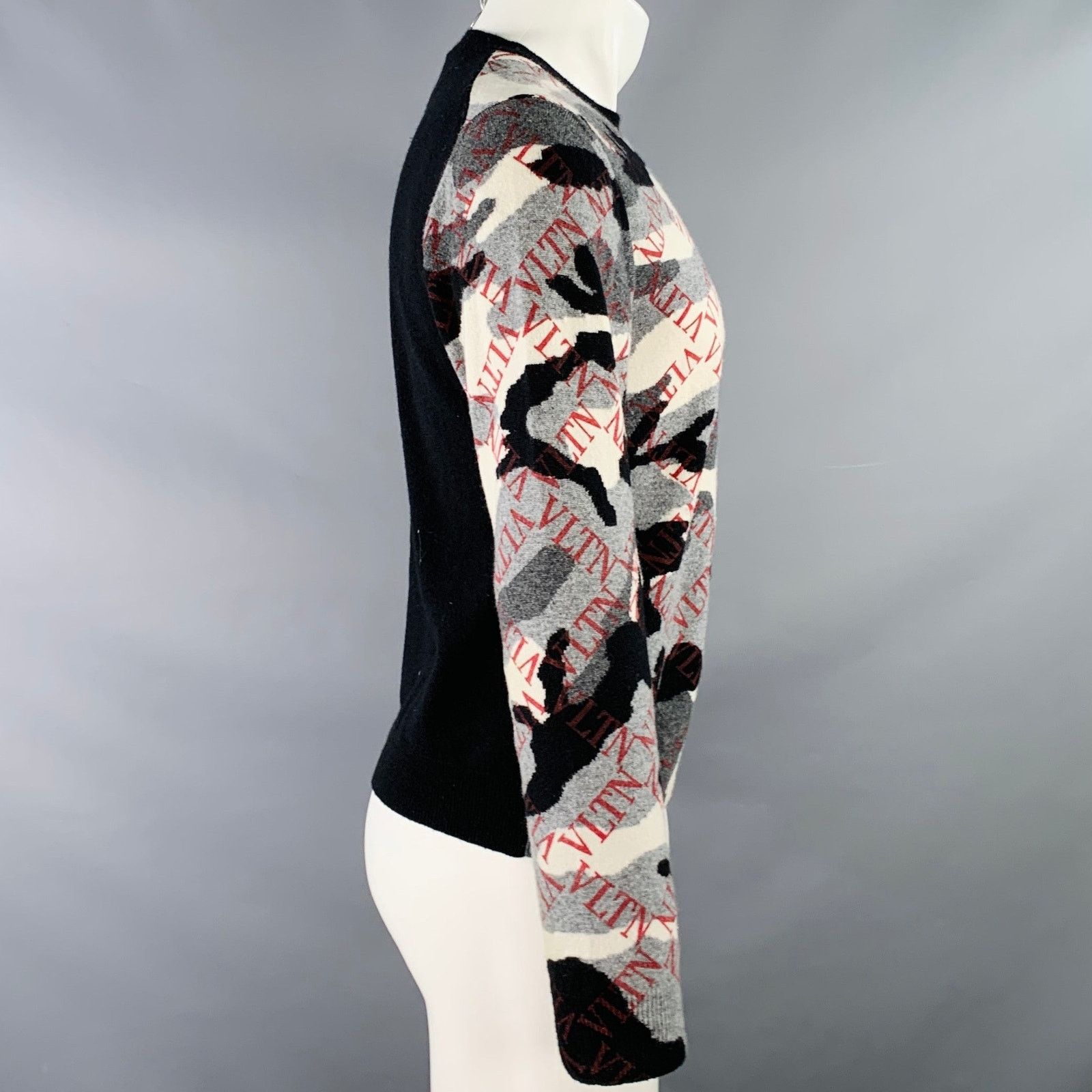 Valentino Size S Grey Black White Knit Camouflage Logo Cashmere Size US S / EU 44-46 / 1 - 2 Thumbnail
