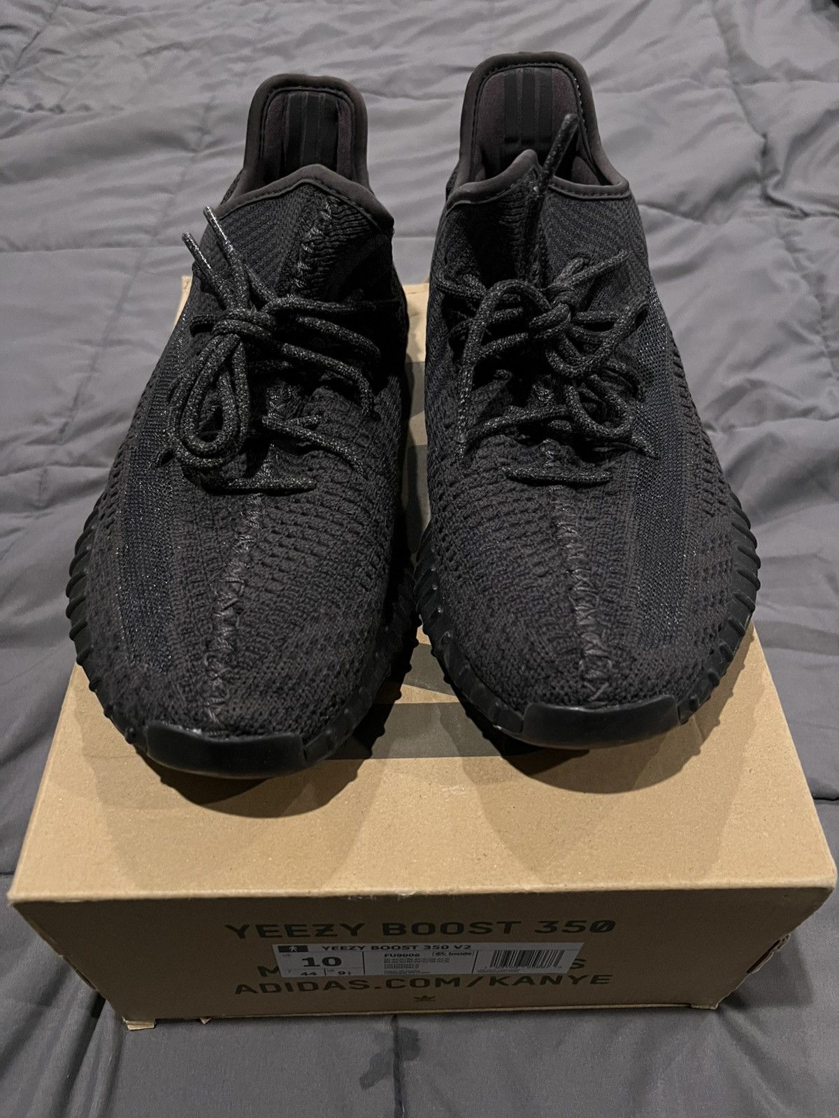 Adidas Yeezy 350 Boost v2 Size US 10 / EU 43 - 1 Thumbnail