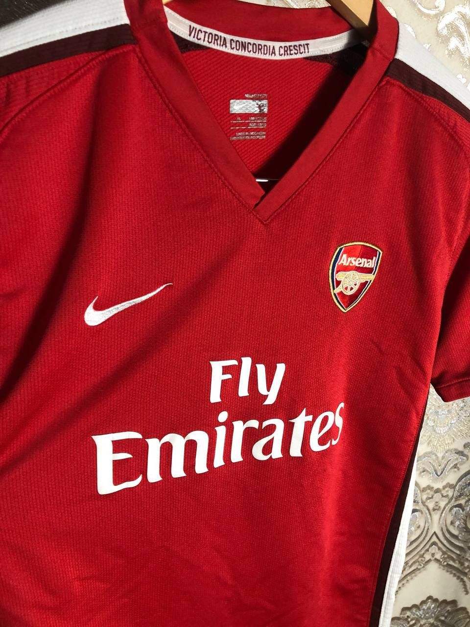 Nike VINTAGE NIKE FC ARSENAL LONDON ENGLAND SOCCER JERSEY RETRO Size US S / EU 44-46 / 1 - 5 Thumbnail