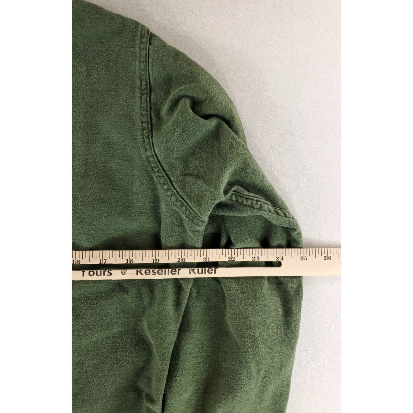 Vintage VINTAGE US Army OG 107 Button Up Field Shirt Sateen Green Mens 15.5x33 M Long Sleeve Mens - VTG 60s Vietman Size US M / EU 48-50 / 2 - 7 Thumbnail