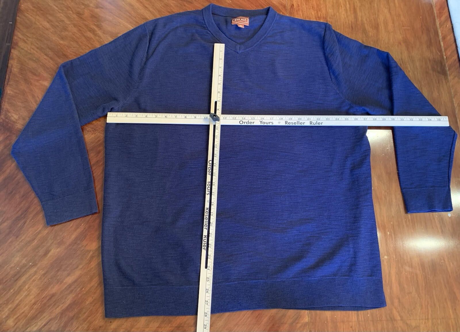 Other Men’s Red Ale brand Blue 3XL V-neck Sweater Size US XXL / EU 58 / 5 - 4 Thumbnail