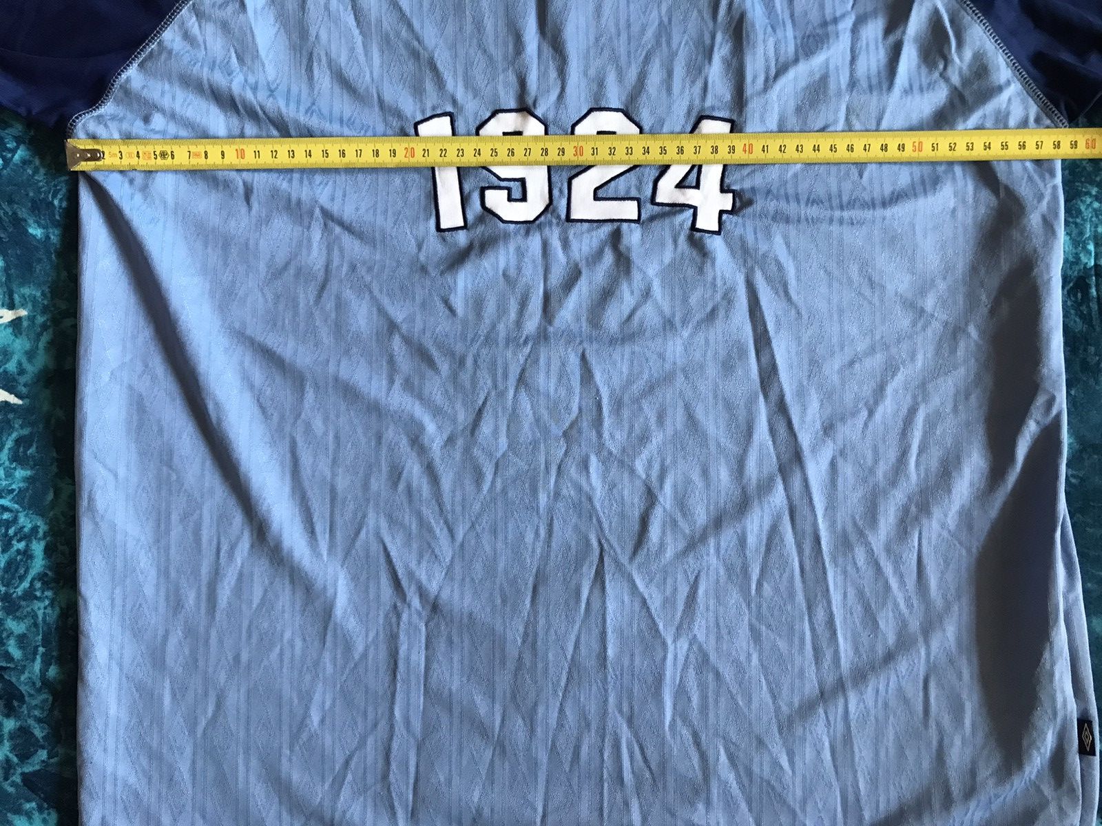 Vintage Vintage Umbro Big Logo Shirt Soccer Jersey Football Size US XL / EU 56 / 4 - 4 Thumbnail